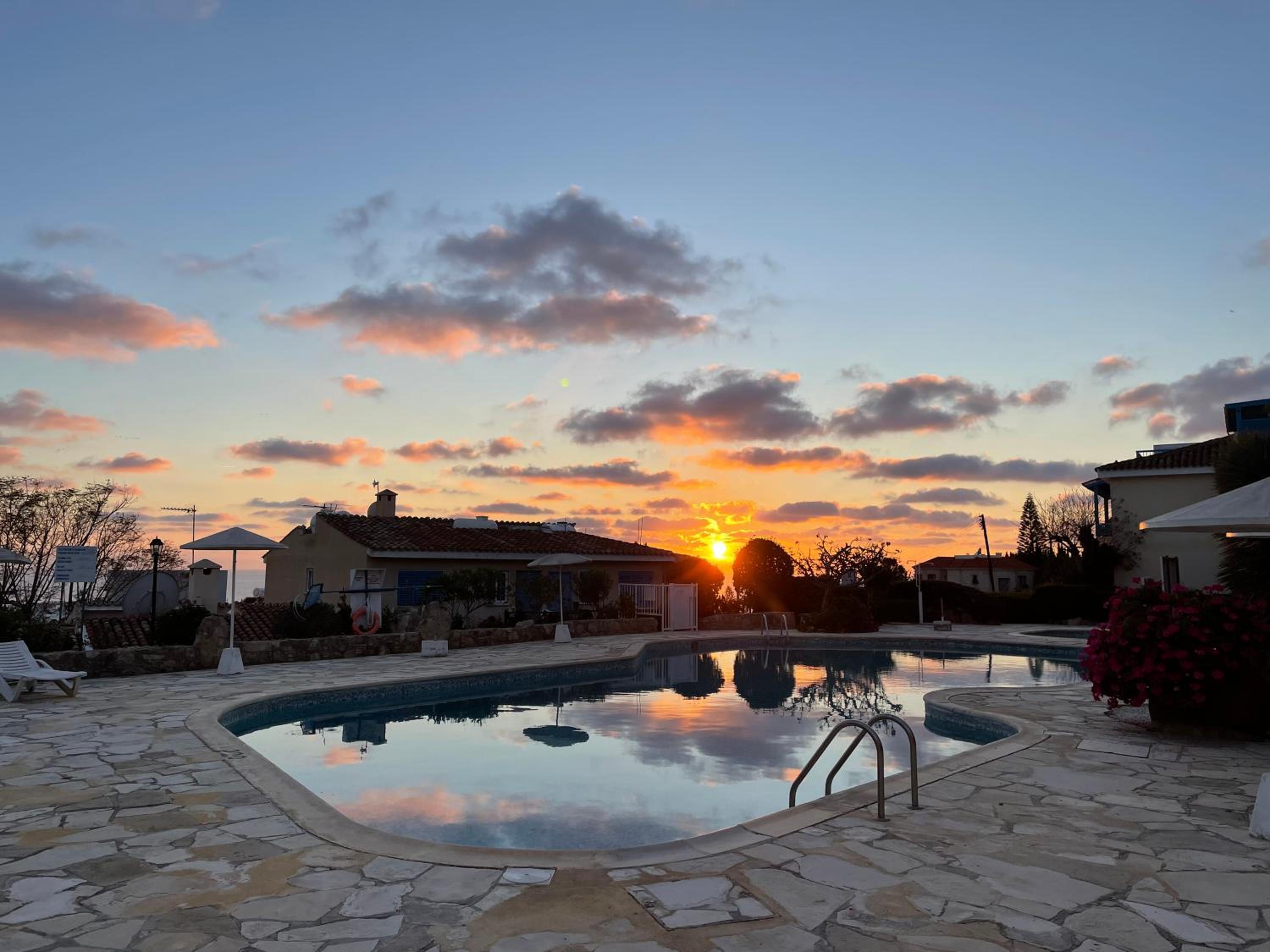 Sea View Penthouse-Style