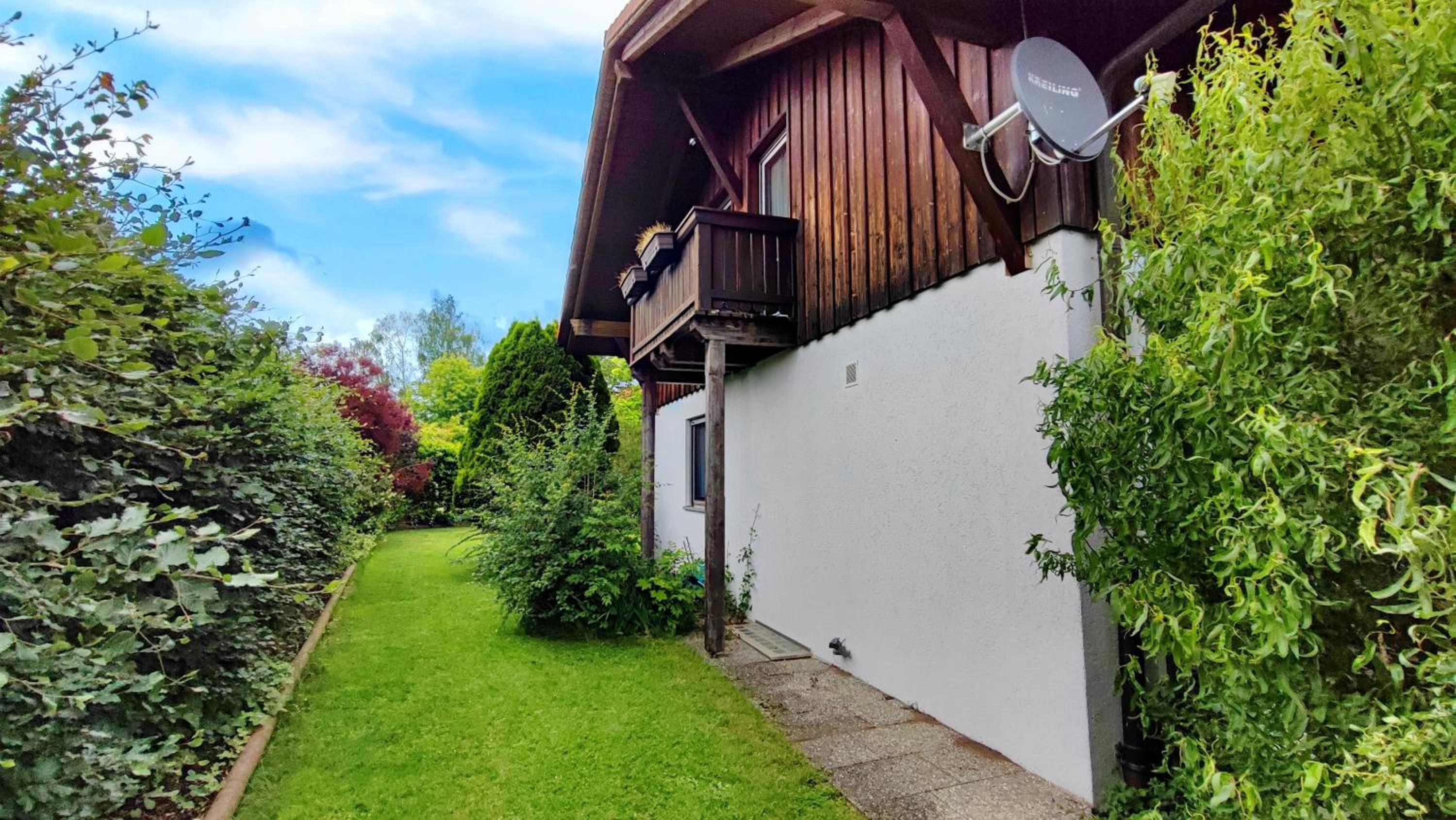 Monteursunterkunft Straßlach- Fitters' accommodation with shared Kitchen & Garden