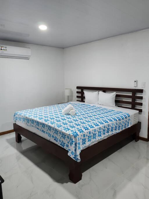 Bernis House with Jacuzzi