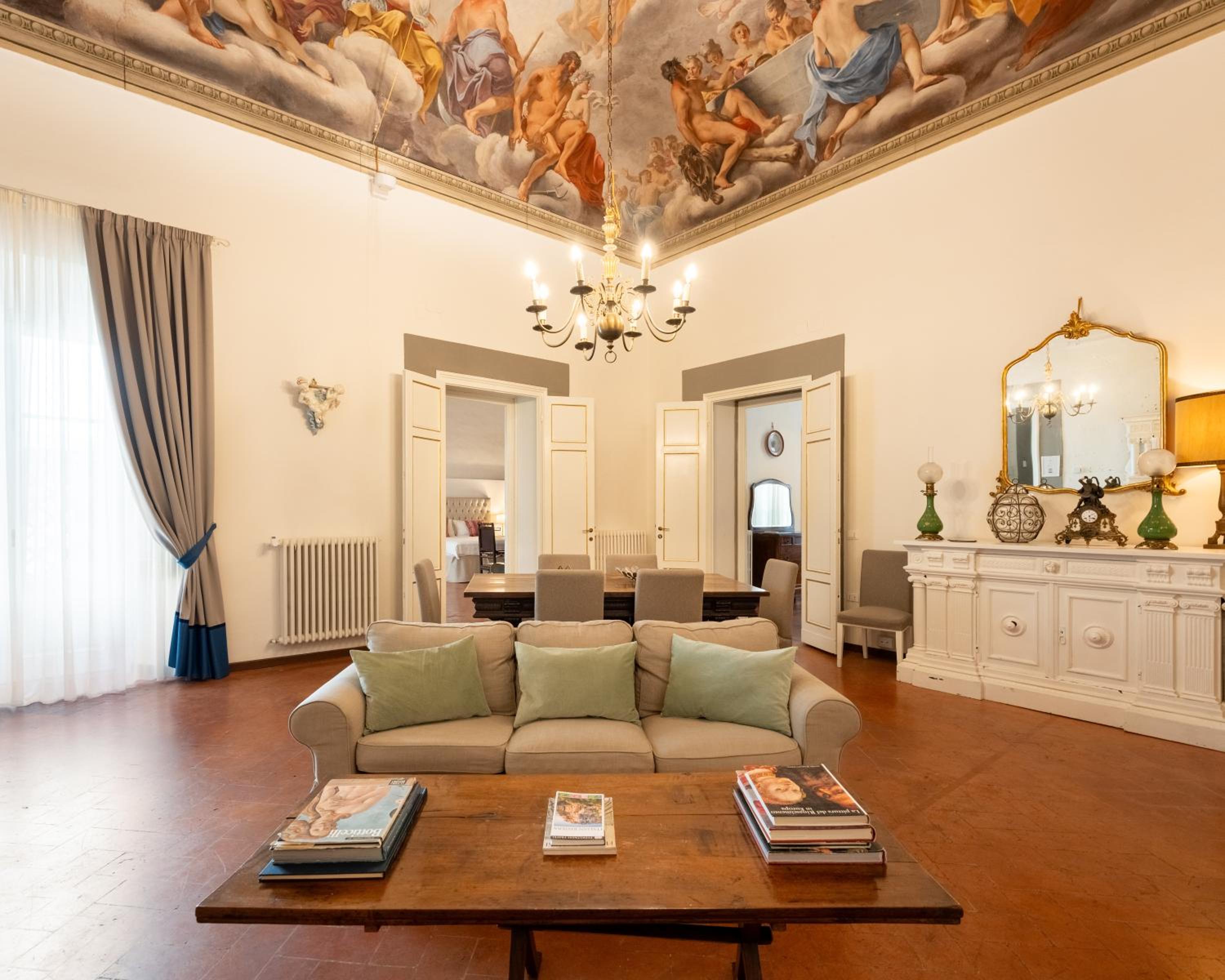 Palazzo D'Ambra Residenza d'Epoca