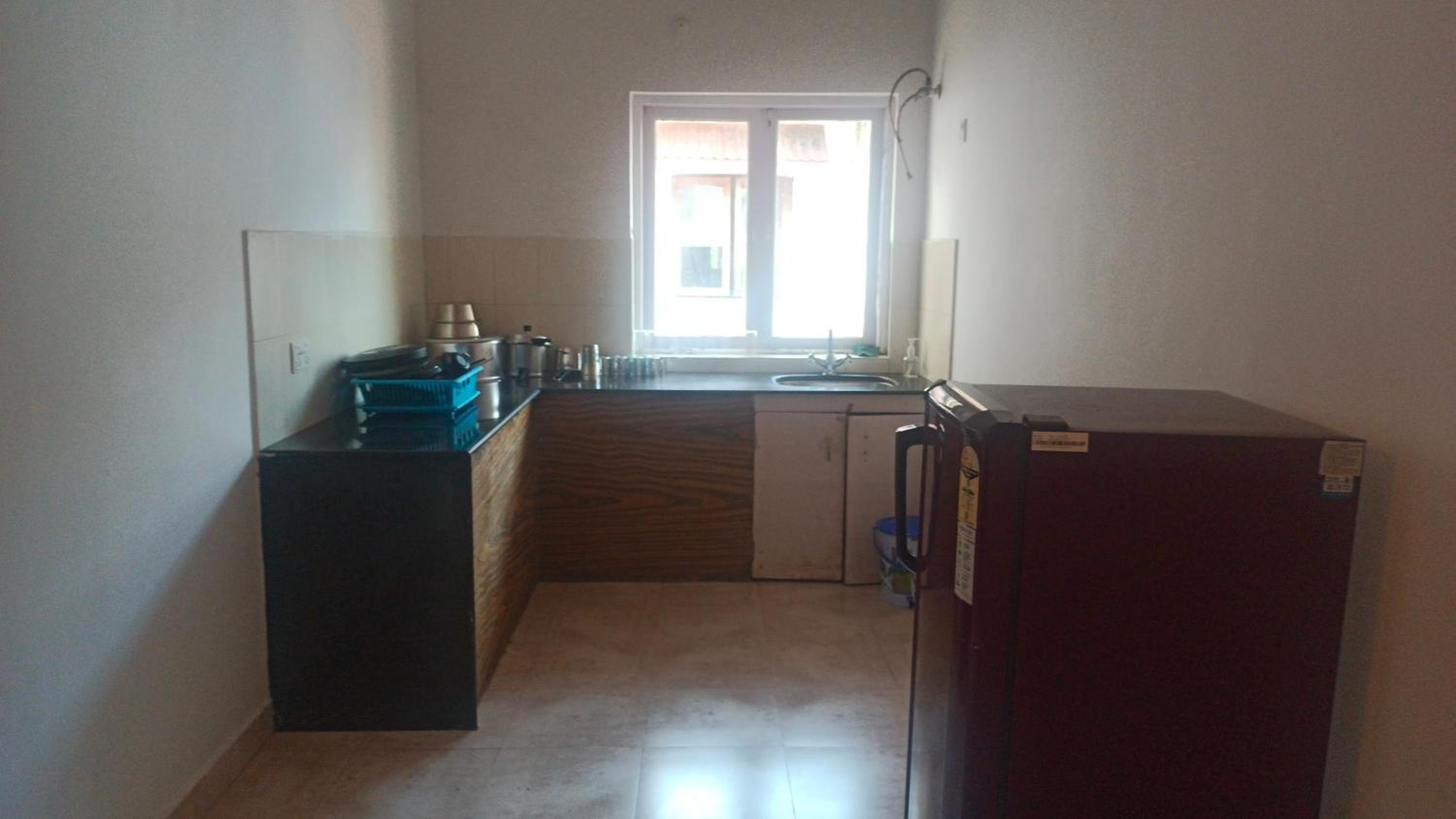 Ronne's Little Baga service apartments view 3