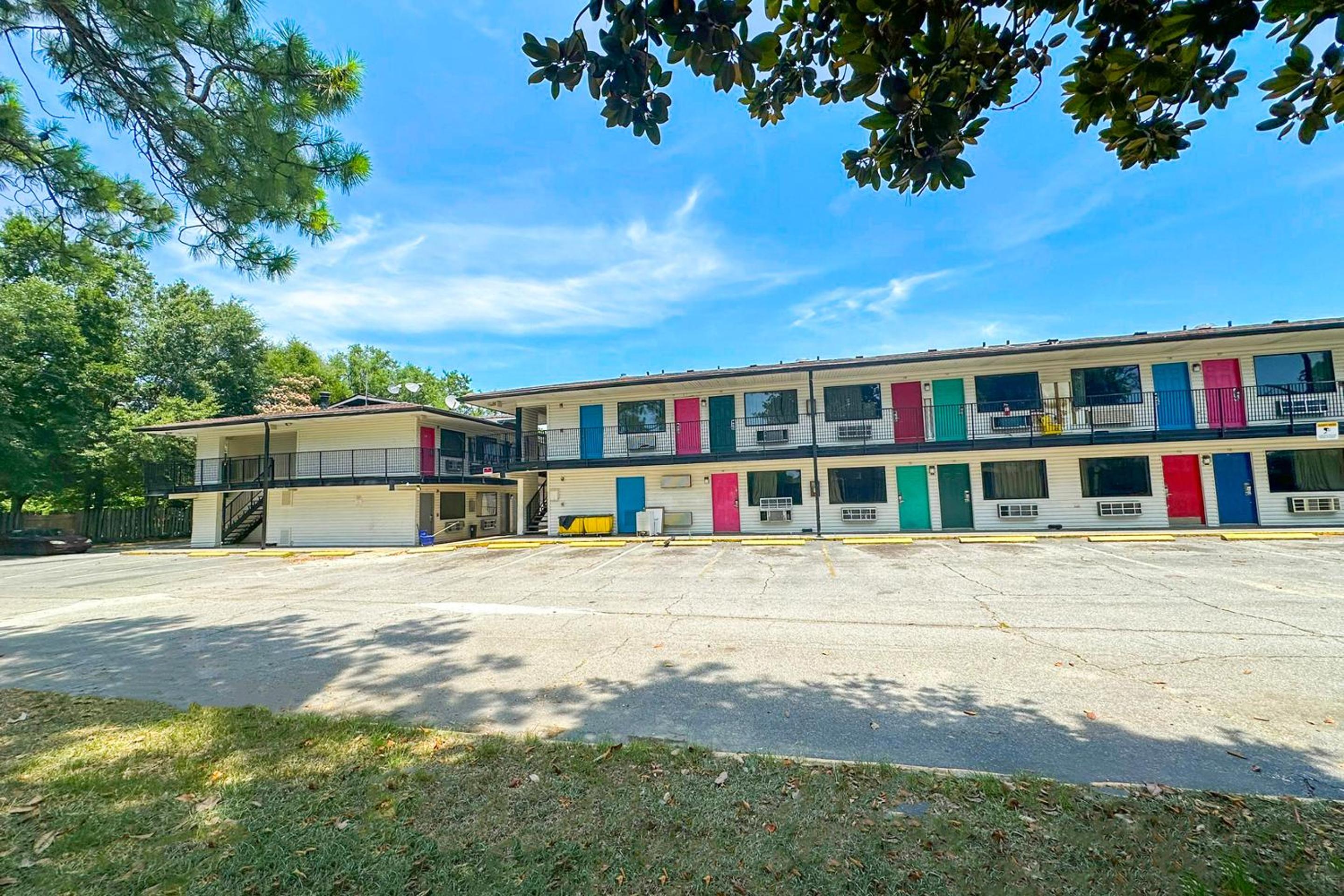 Luxury Inn By OYO Albany view 5