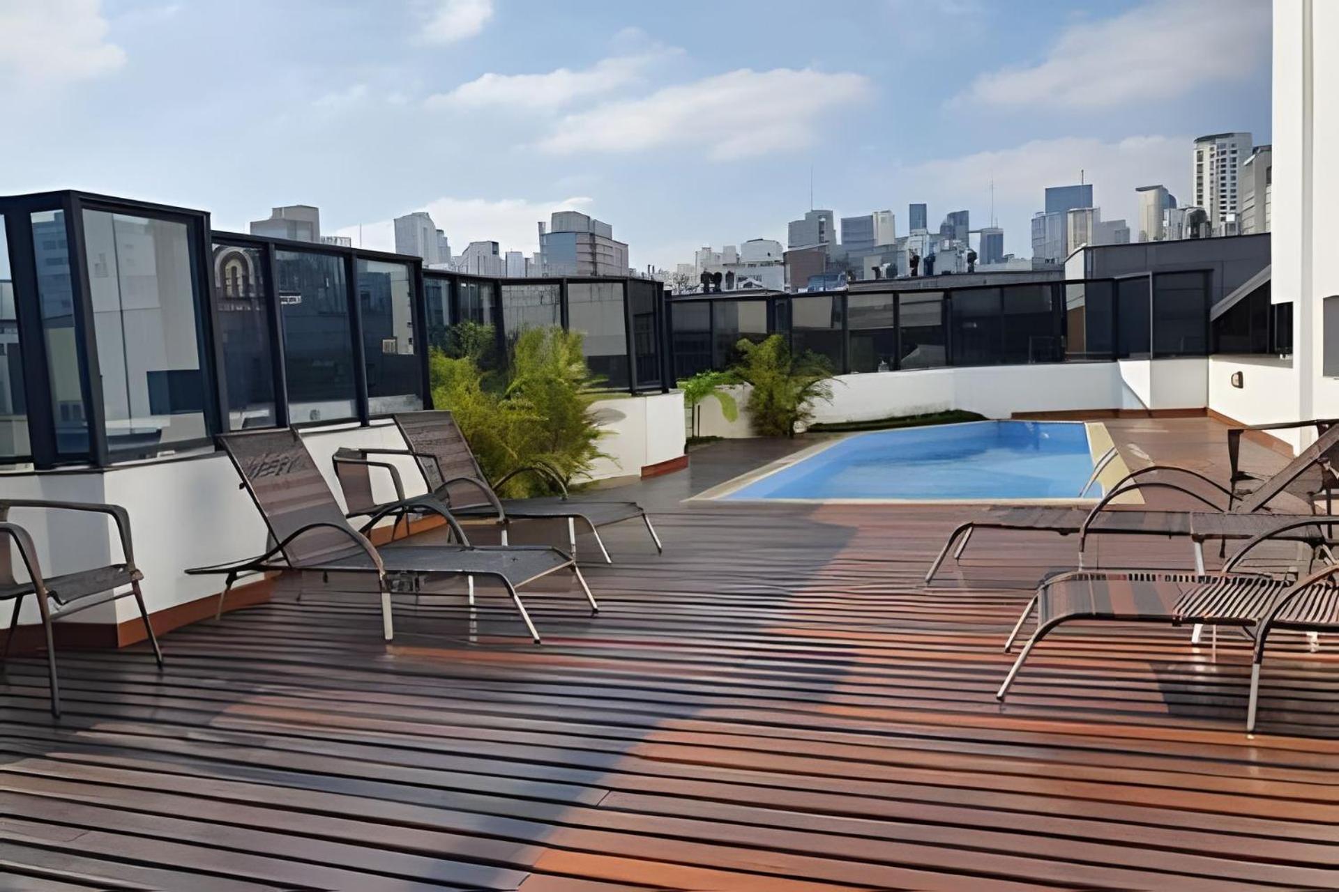 Flat Boutique, Coração do Jardins ao lado Shopping by UROOMS
