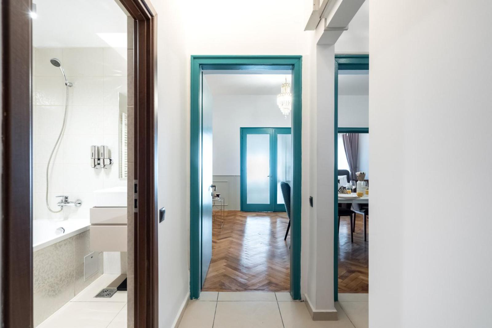 HIGHLINE DOWNTOWN Residences 6 Persons Family Apartment view 4