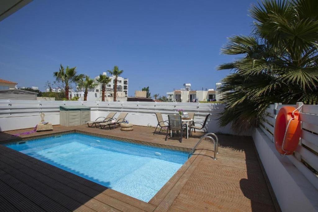 Ammos Pernera Villa