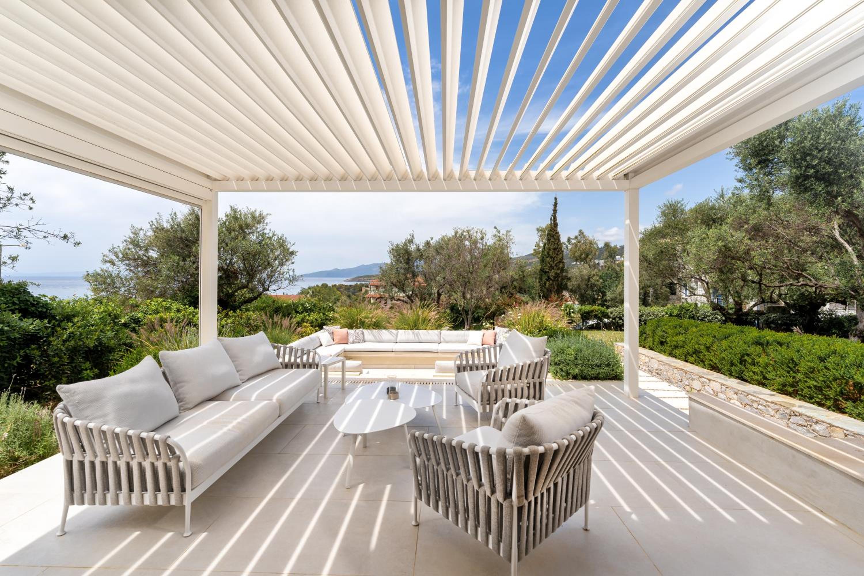 Kalogria Residence