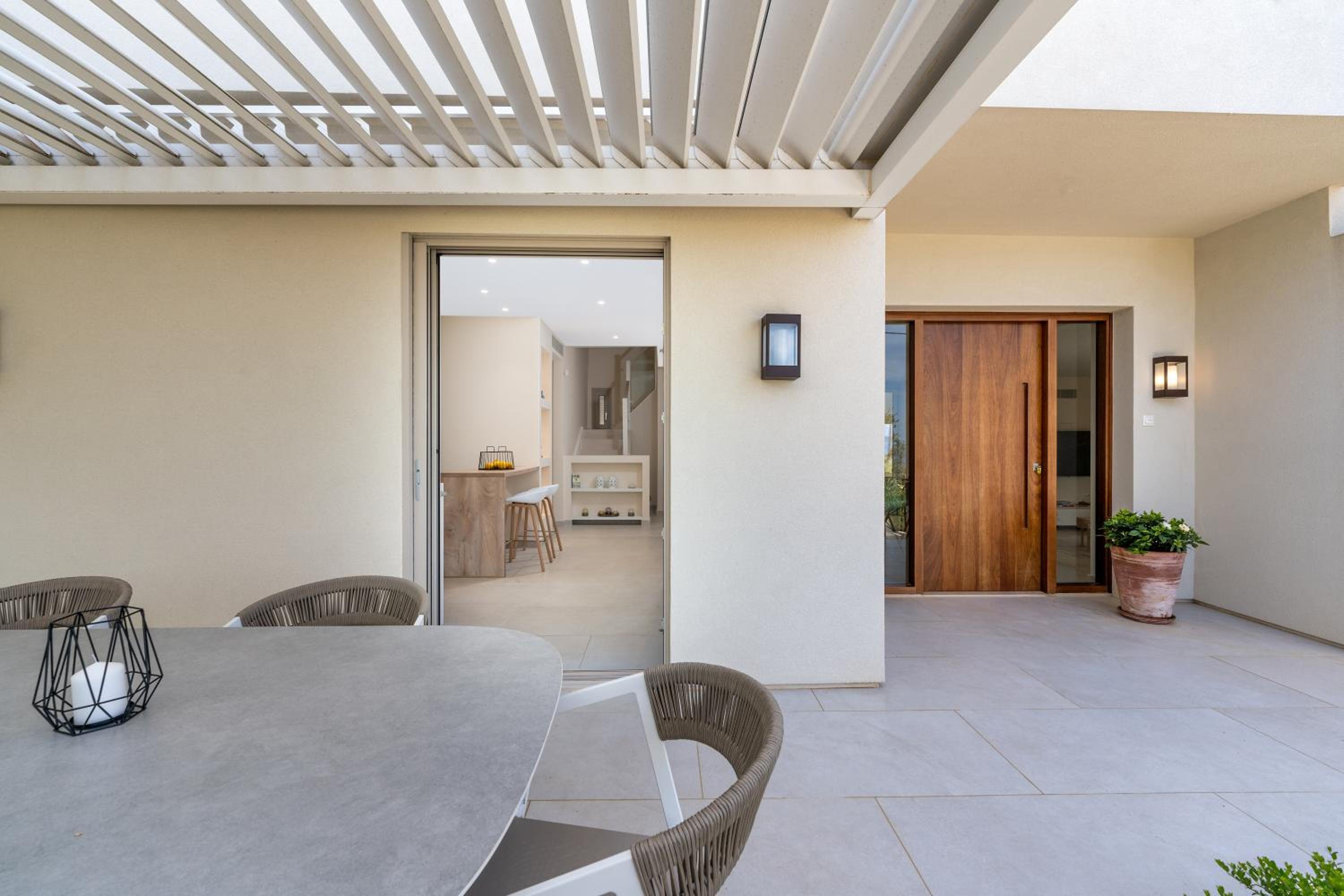 Kalogria Residence