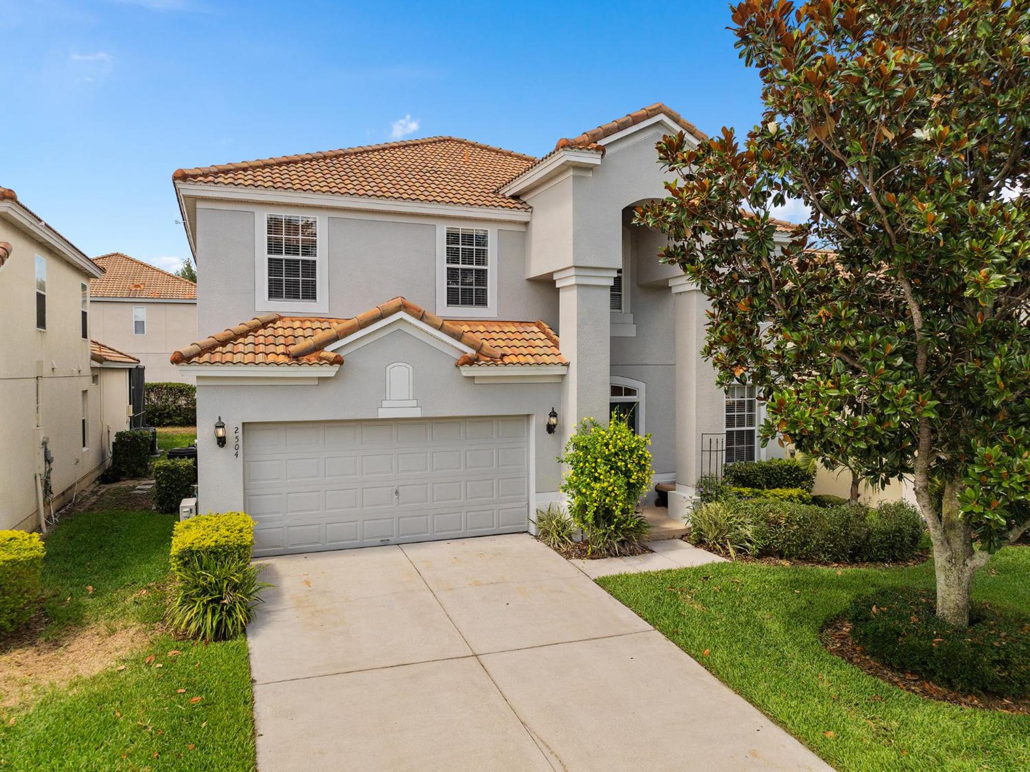 Modern Luxury 6 Bed Pool Home Close To Disney