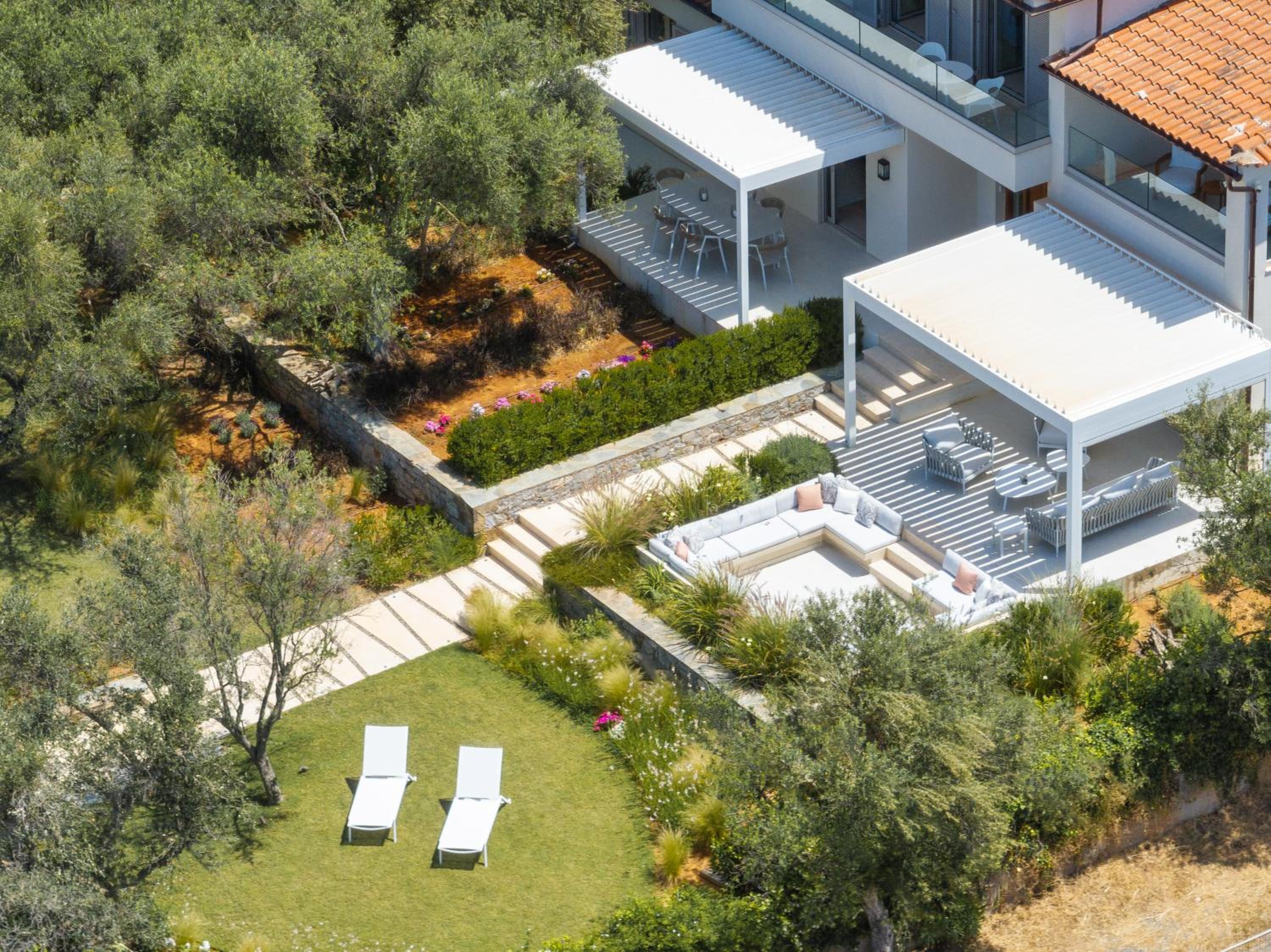 Kalogria Residence