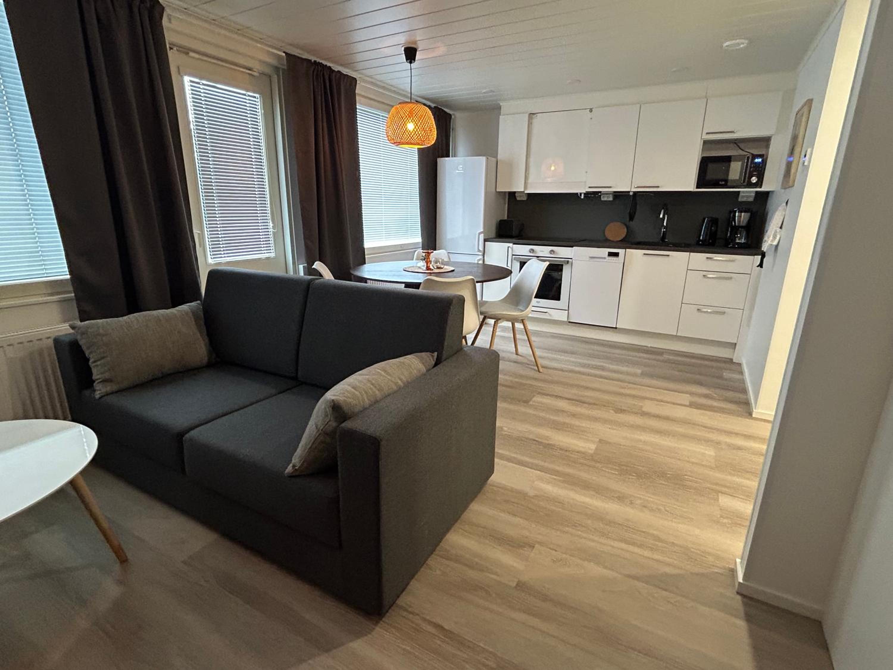 Hotel Kyllikinsola 18 B4 Näppärä 29 neliöinen rivitaloyksiö 1-4 henkilöä - Image 1