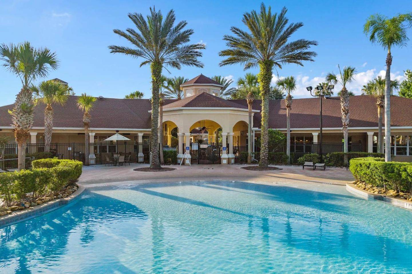 2 bed 2 bath Condo First Floor Windsor Hills