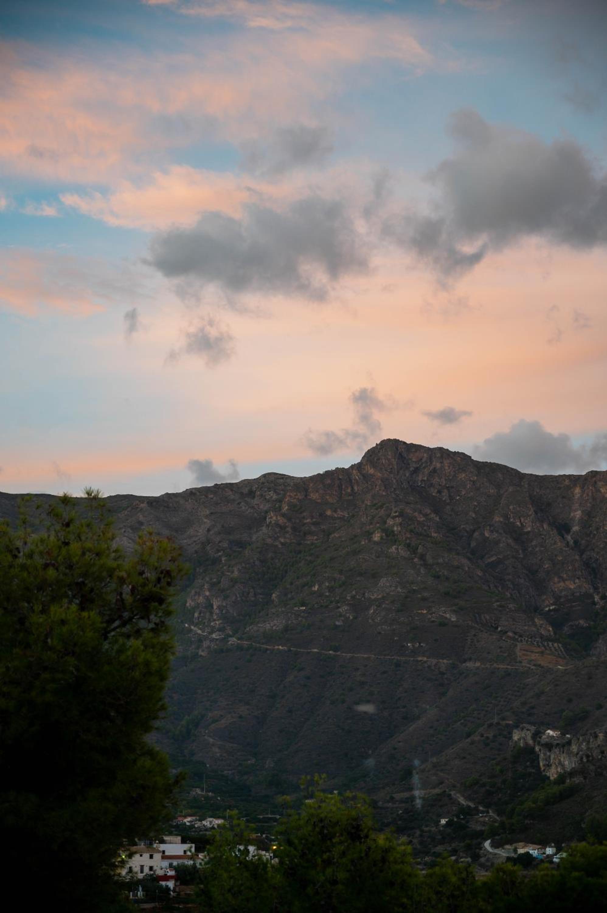 RentitSpain - La Alpujarra Granadina - Cortijos Fandango Confort y Montañas