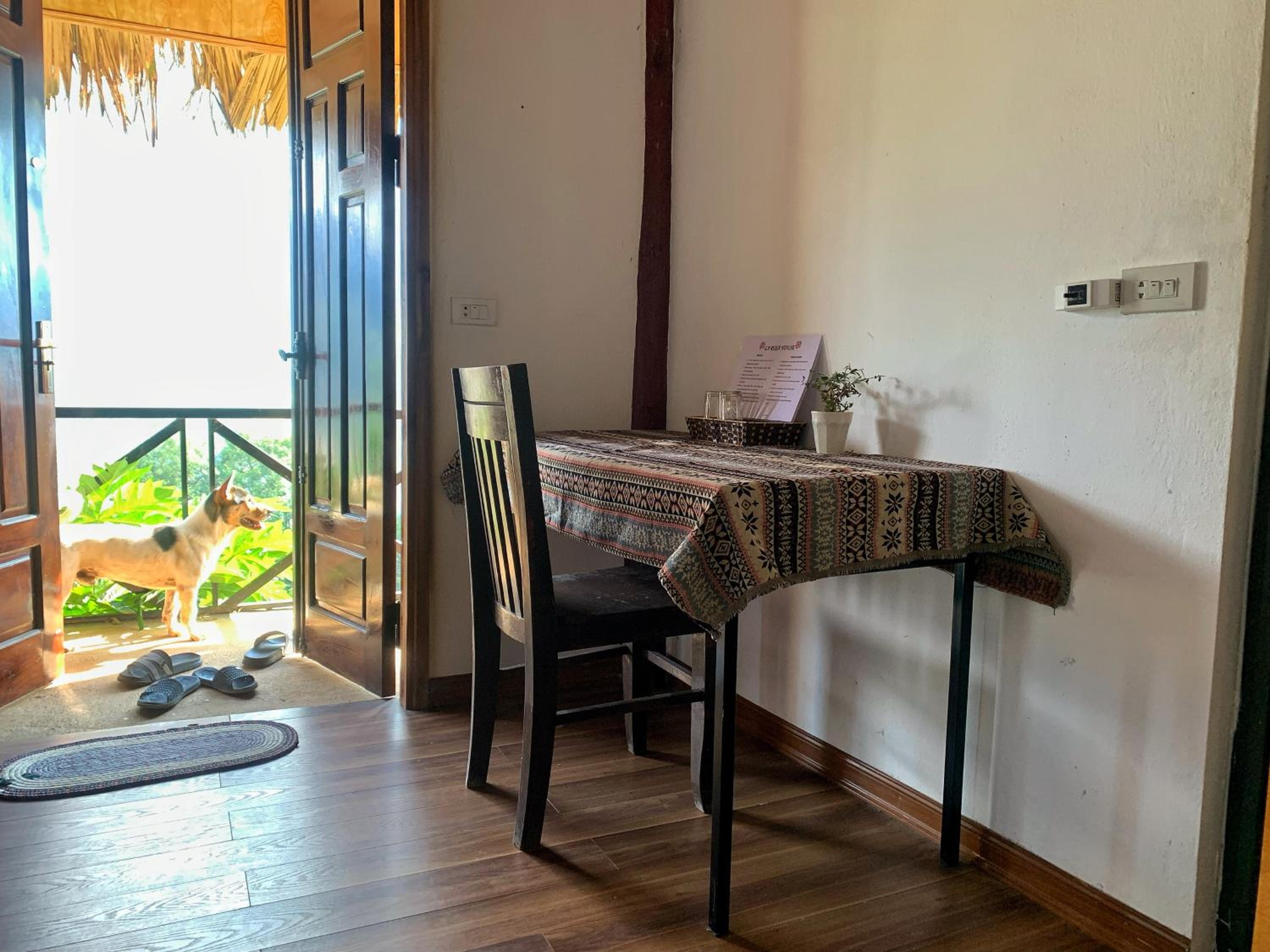 Larosa Homestay