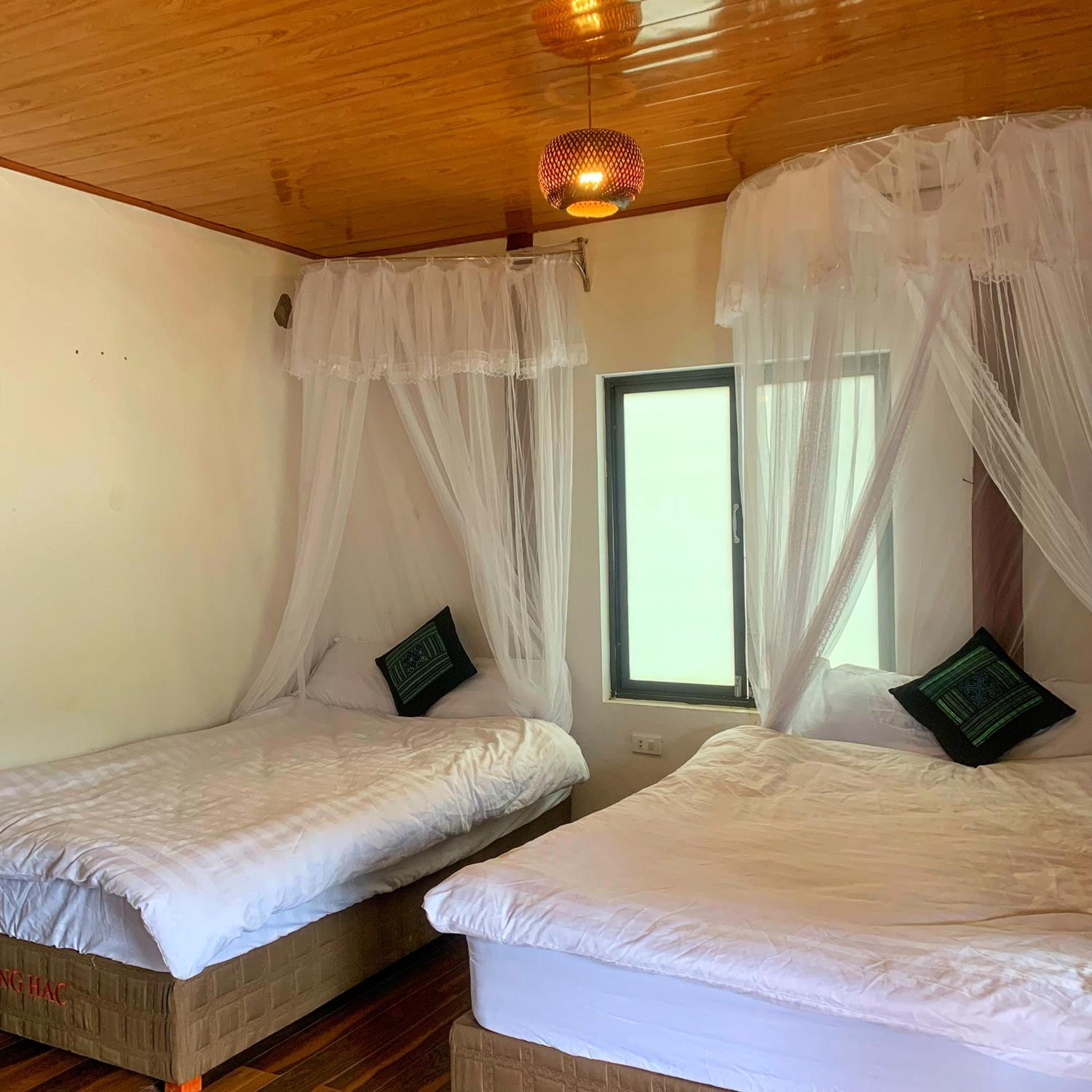 Larosa Homestay