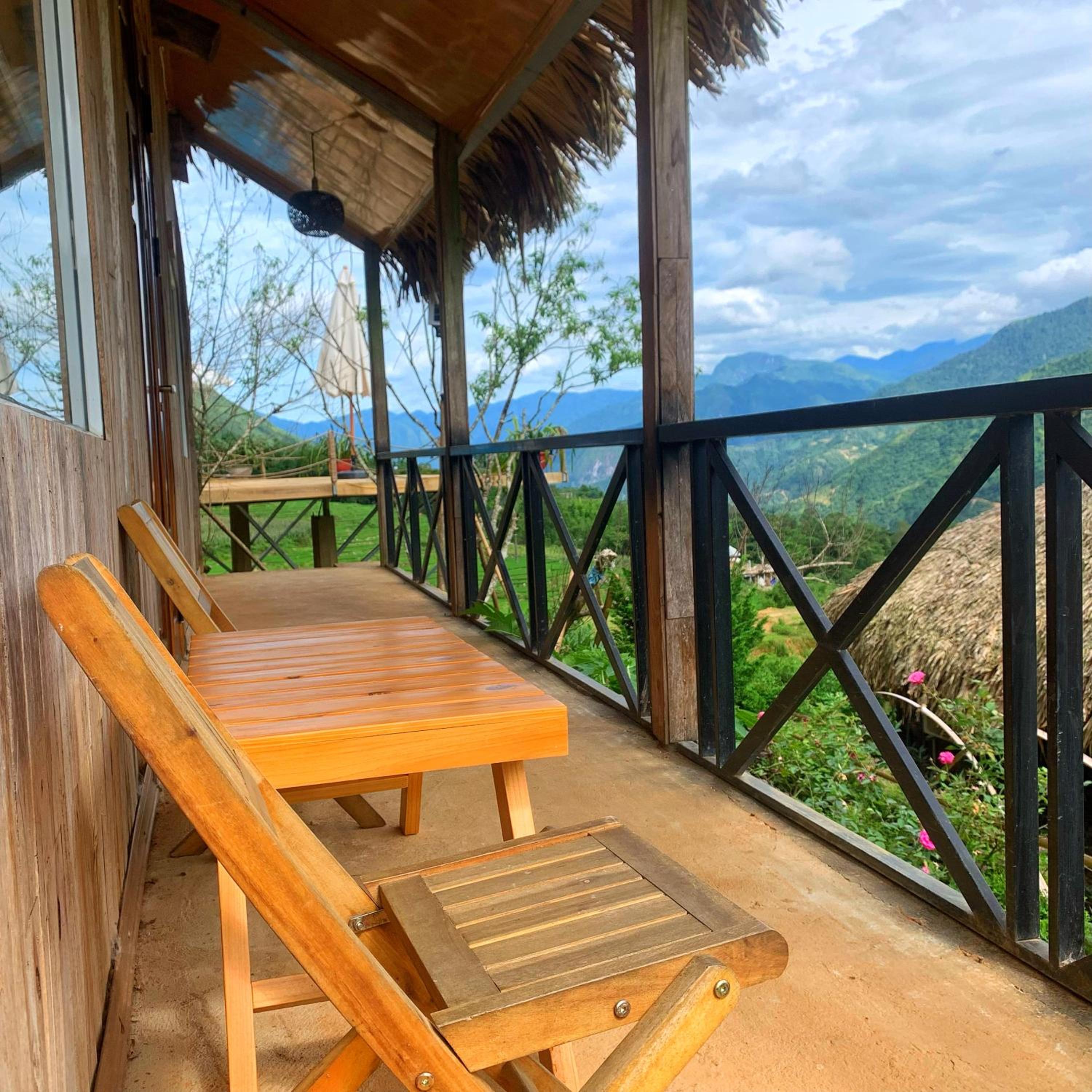 Larosa Homestay