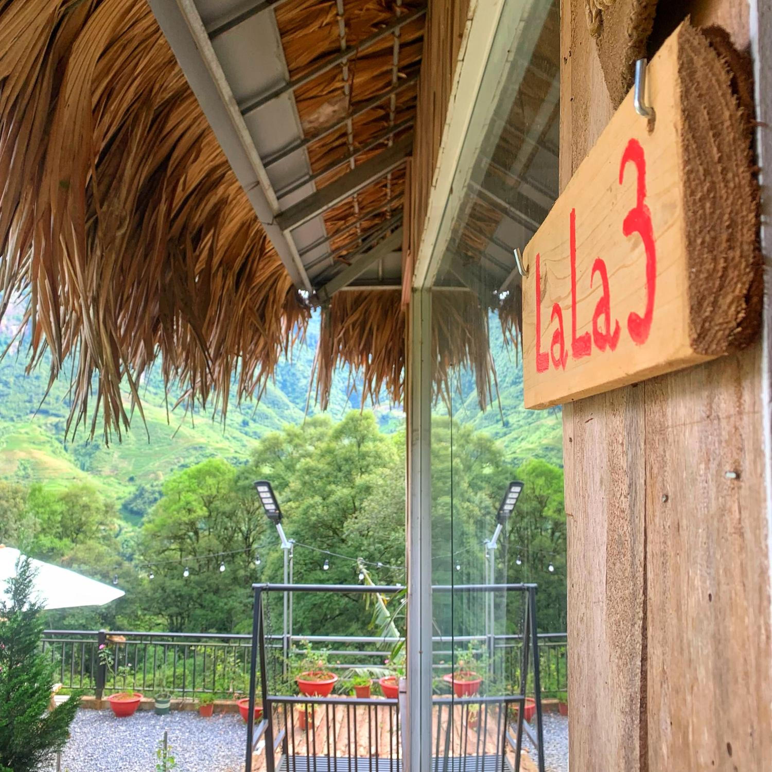 Larosa Homestay