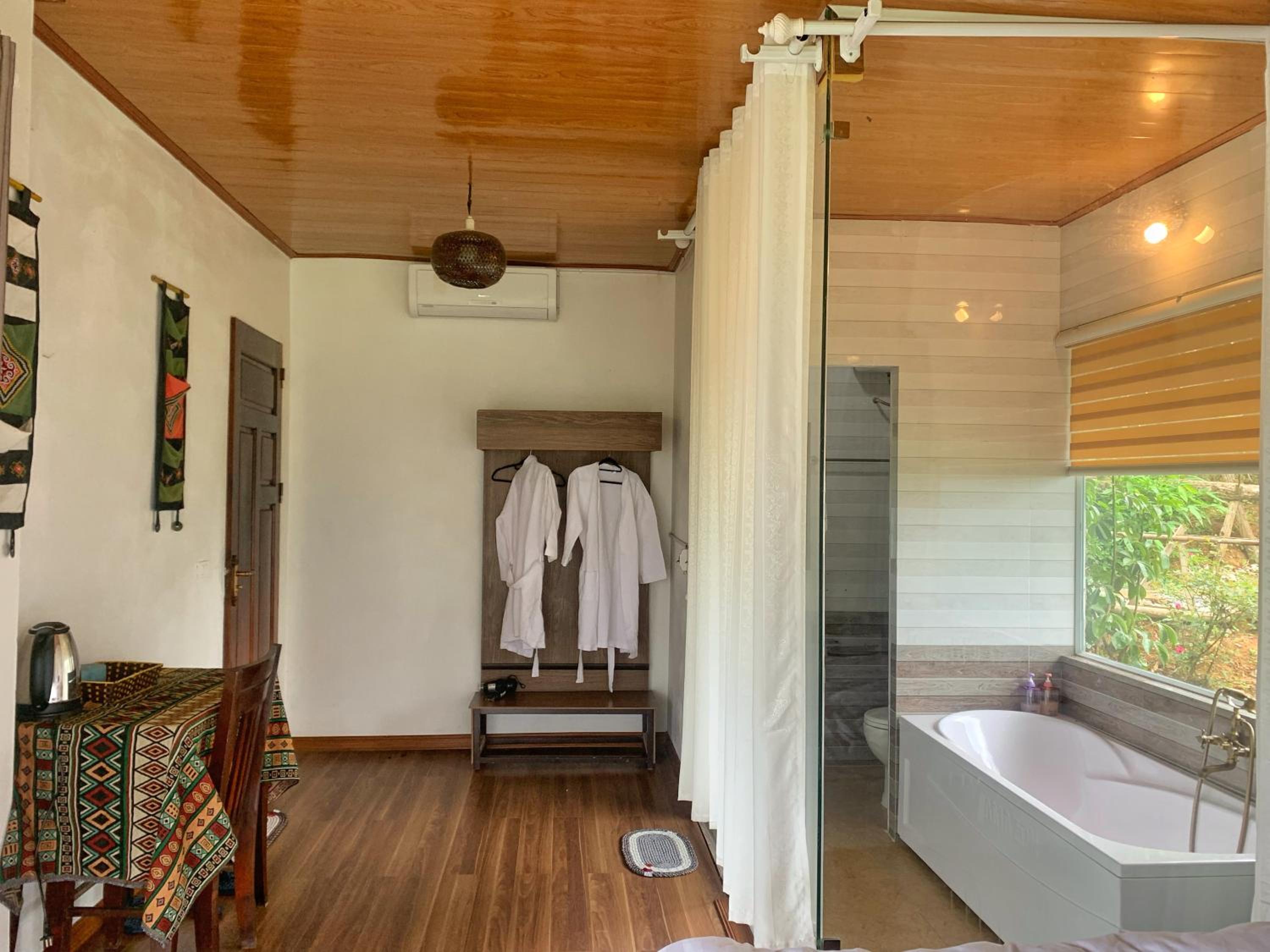 Larosa Homestay