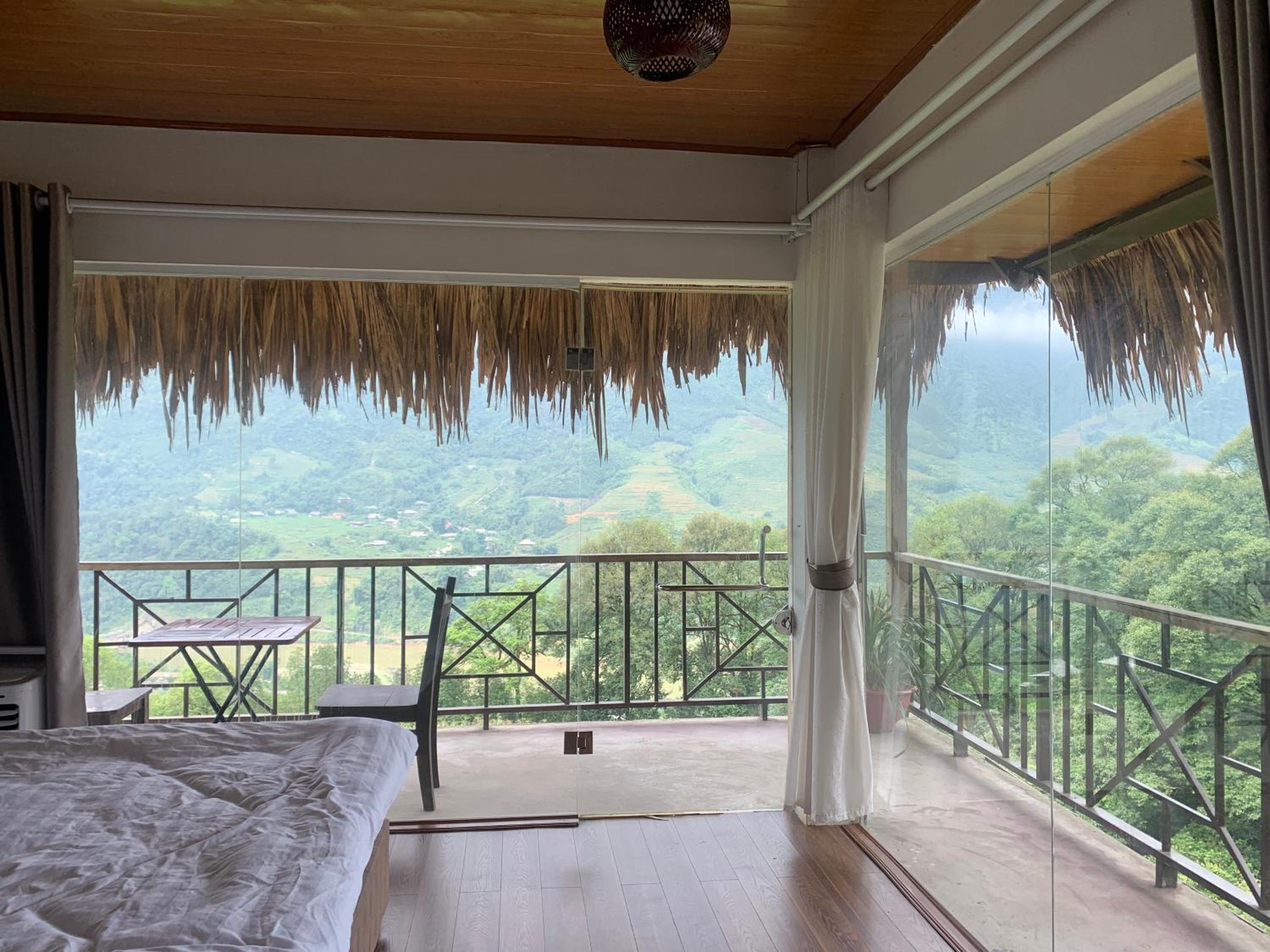 Larosa Homestay