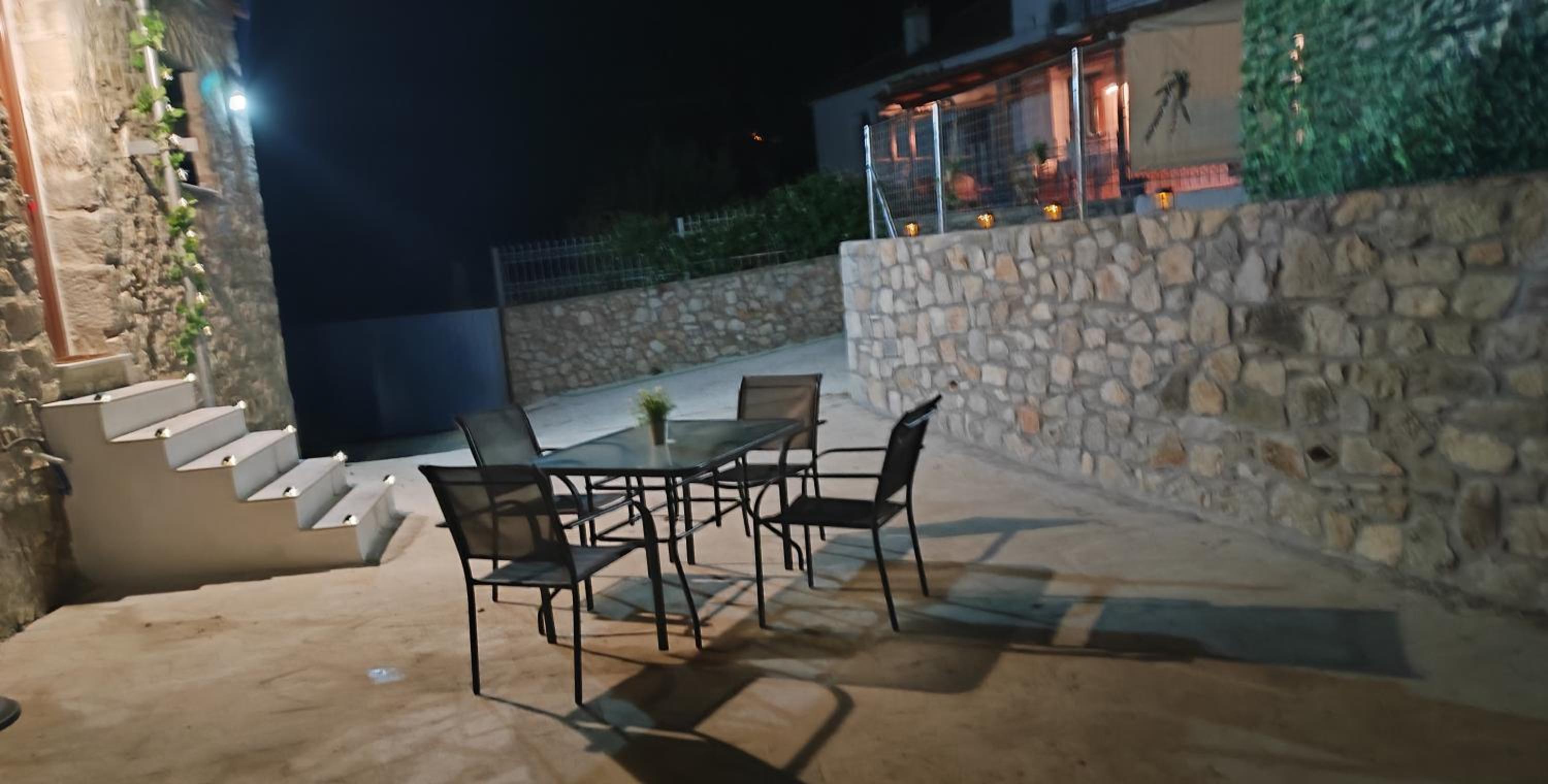 Vaki's country house view 5