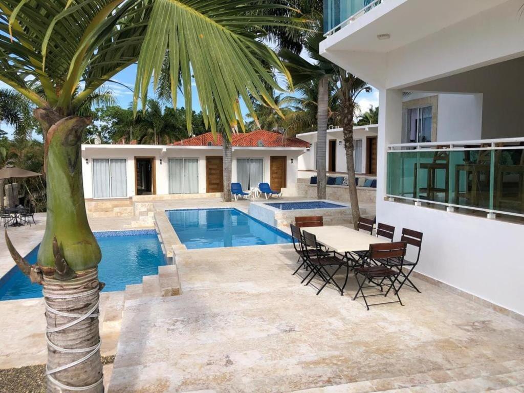 Exclusive Paradise Palms Villa