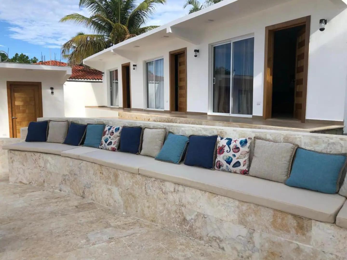 Exclusive Paradise Palms Villa