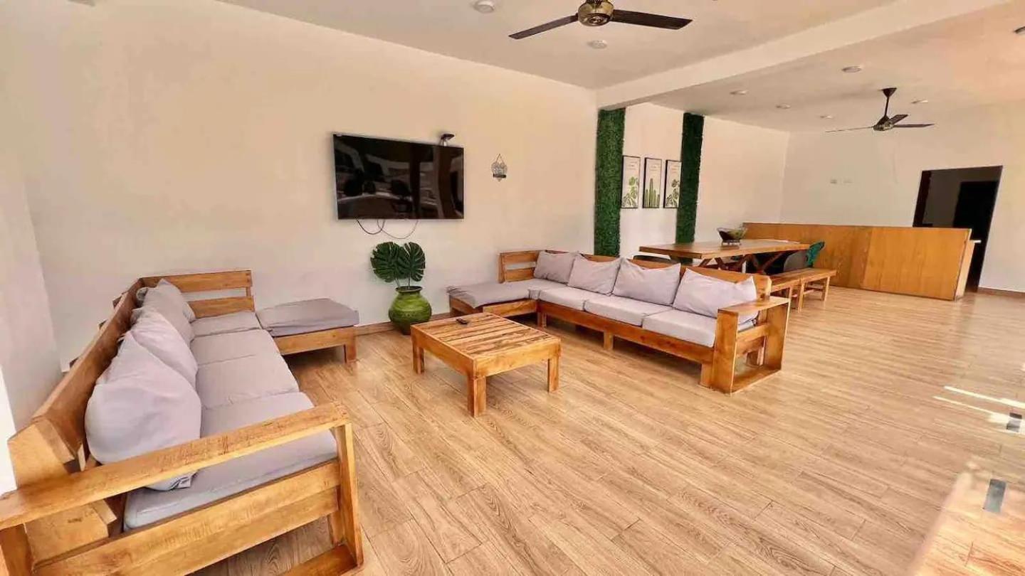 Exclusive Paradise Palms Villa