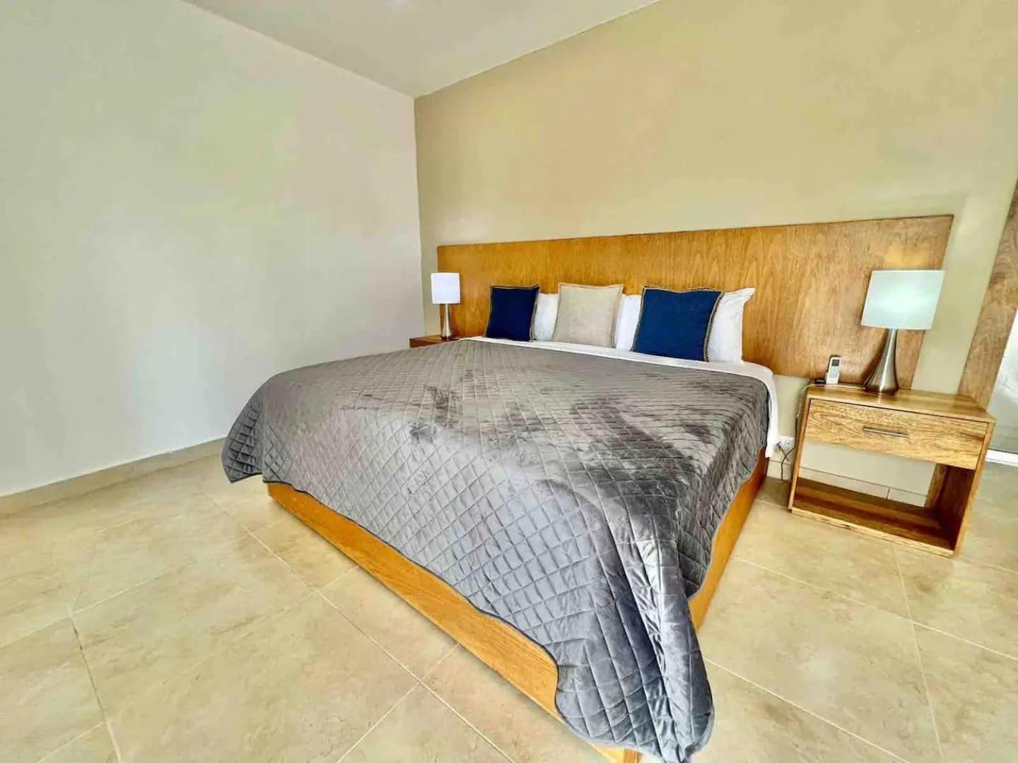 Exclusive Paradise Palms Villa
