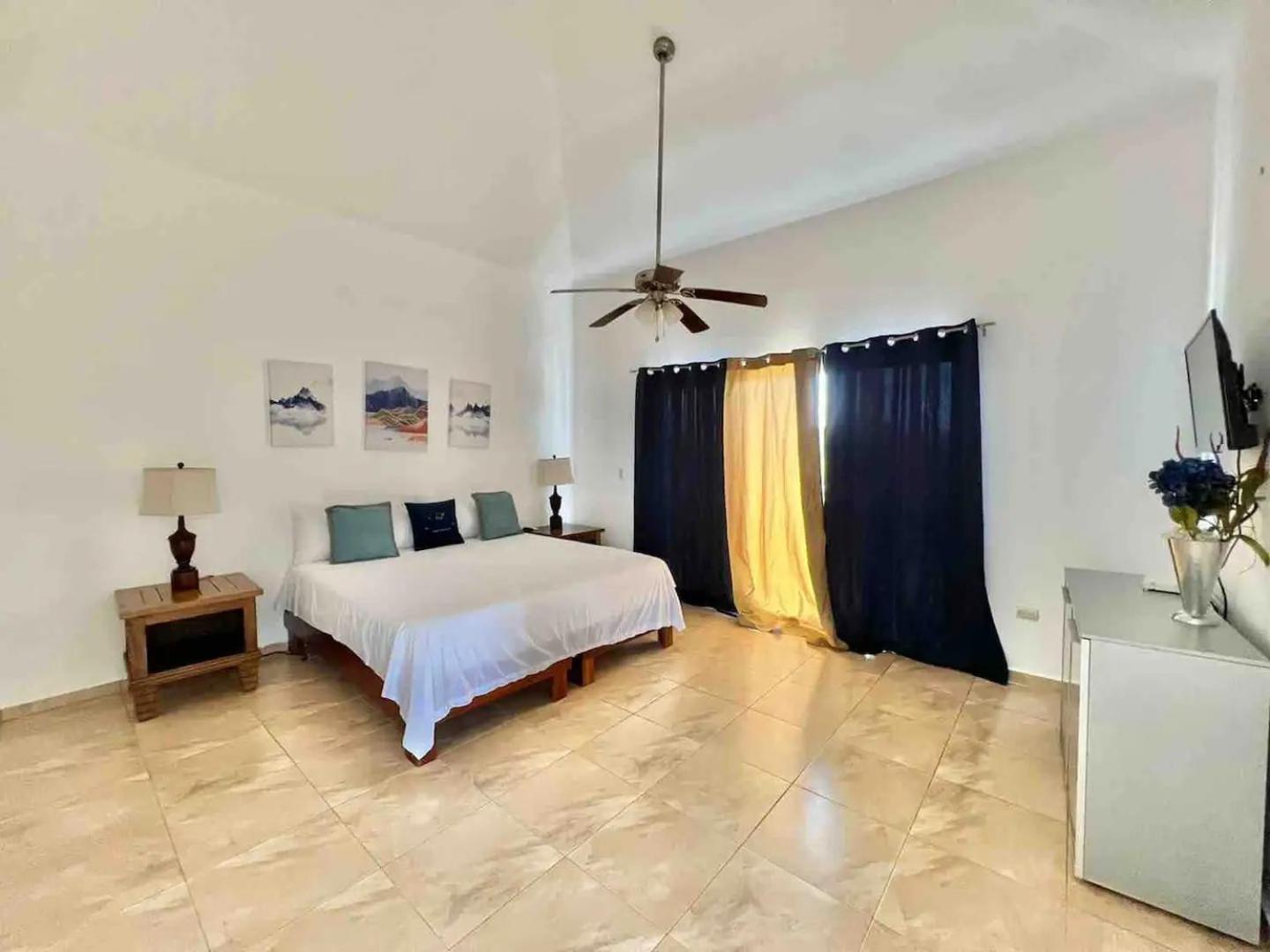 Exclusive Paradise Palms Villa