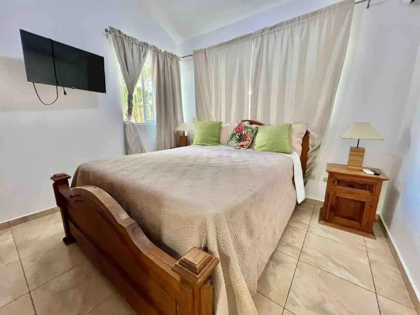 Exclusive Paradise Palms Villa