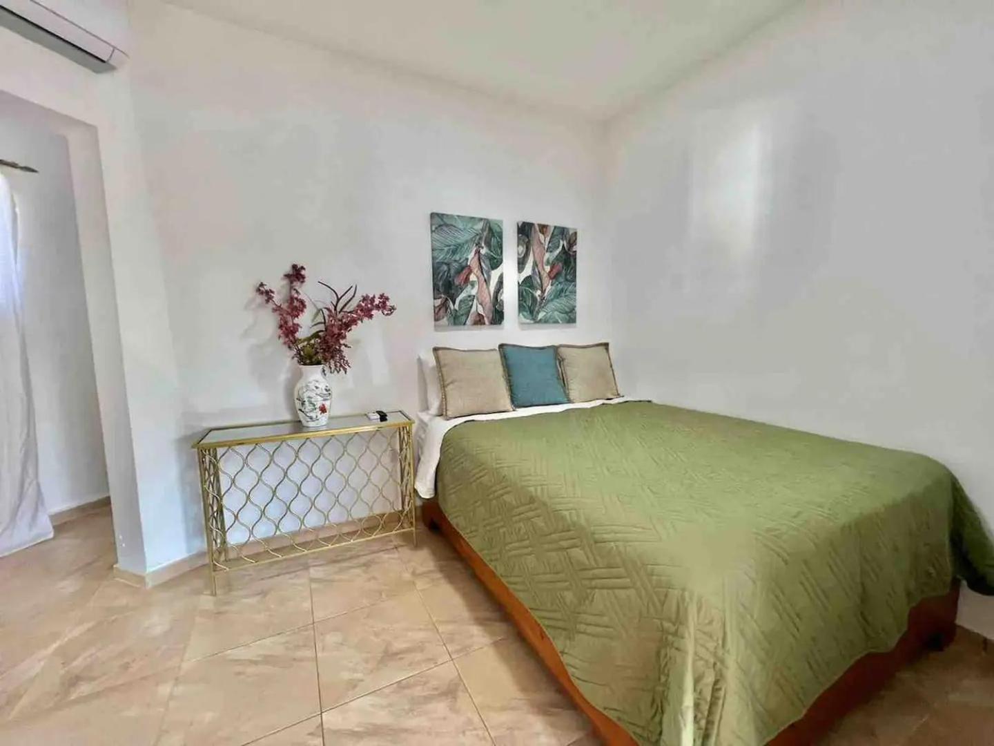 Exclusive Paradise Palms Villa
