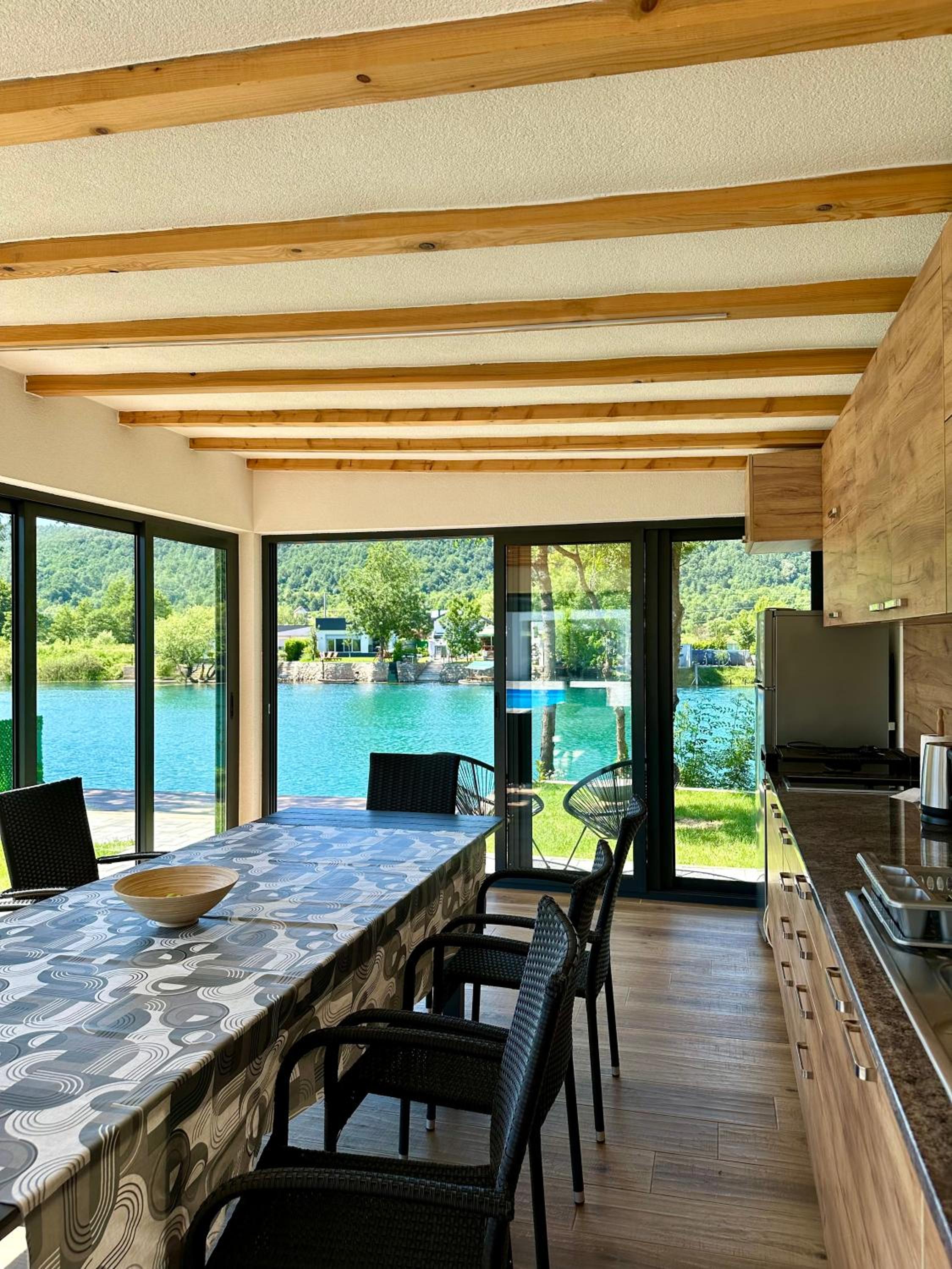 Unavis Residence