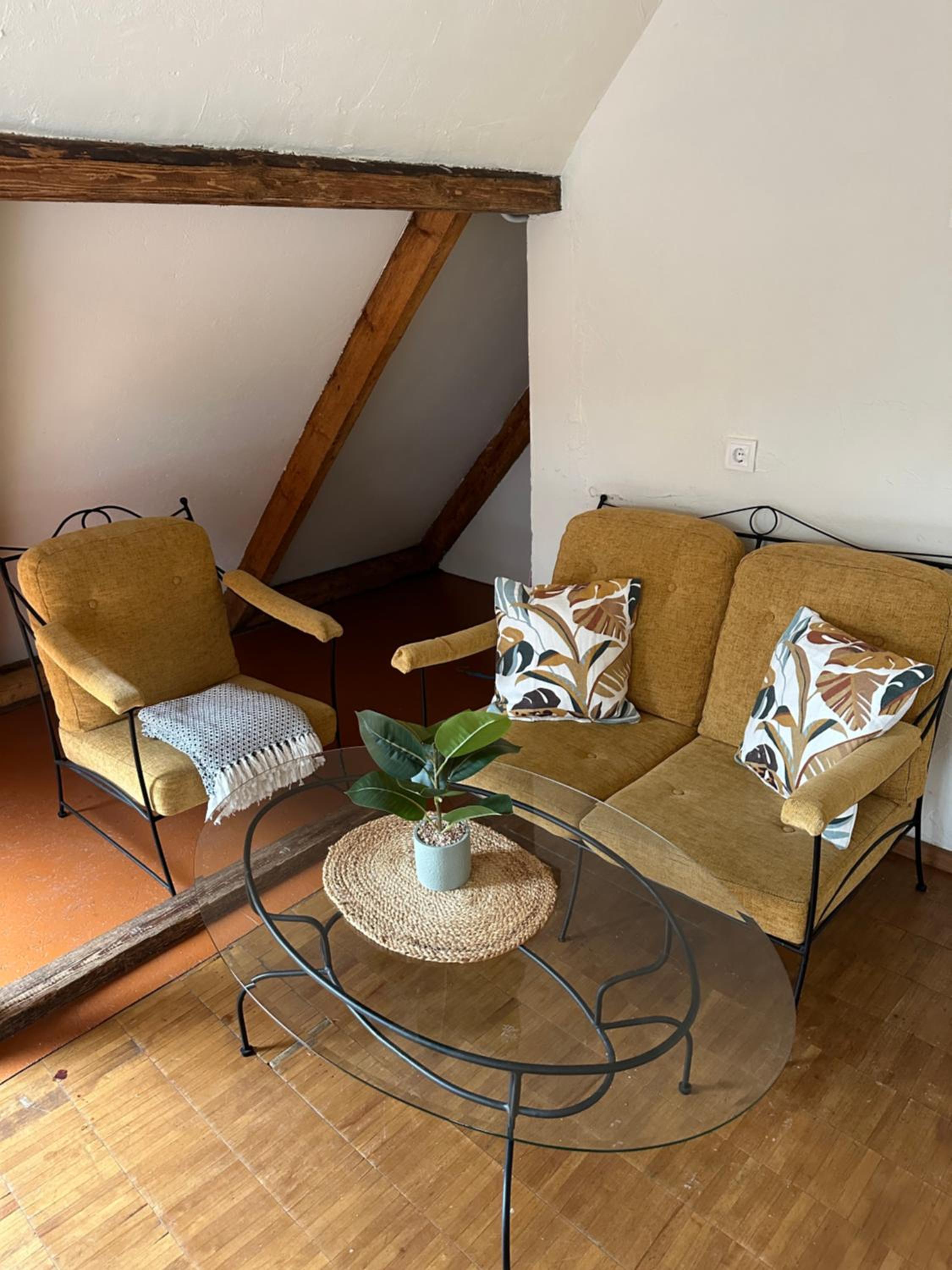 Authentic fisherman's apartment