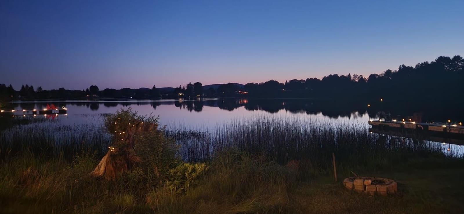 Le Duc on the Lake - Cozy waterfront Cottage