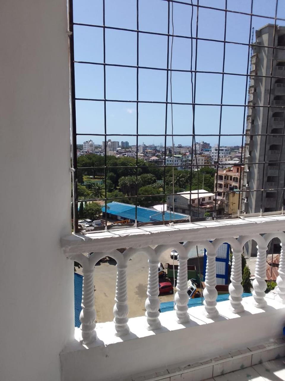 Nayeye apartment