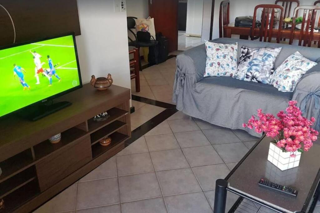 Apartamento mobiliado para temporada em Cabo Frio