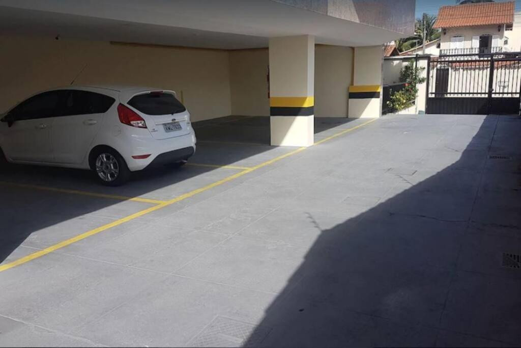 Apartamento mobiliado para temporada em Cabo Frio