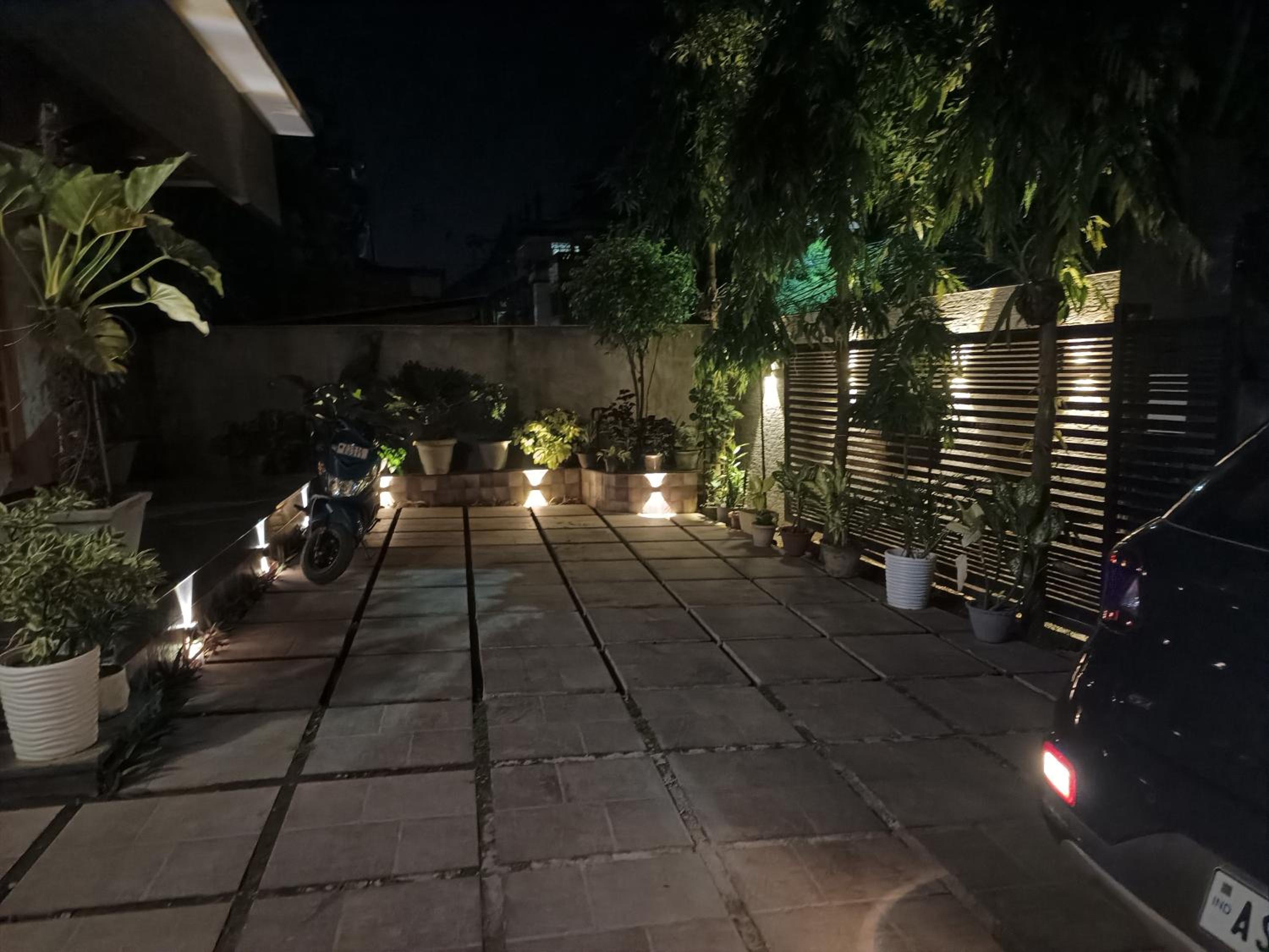 Riverside Palm Deluxe Double Room with AC in a house near Kamakhya and IHR view 3