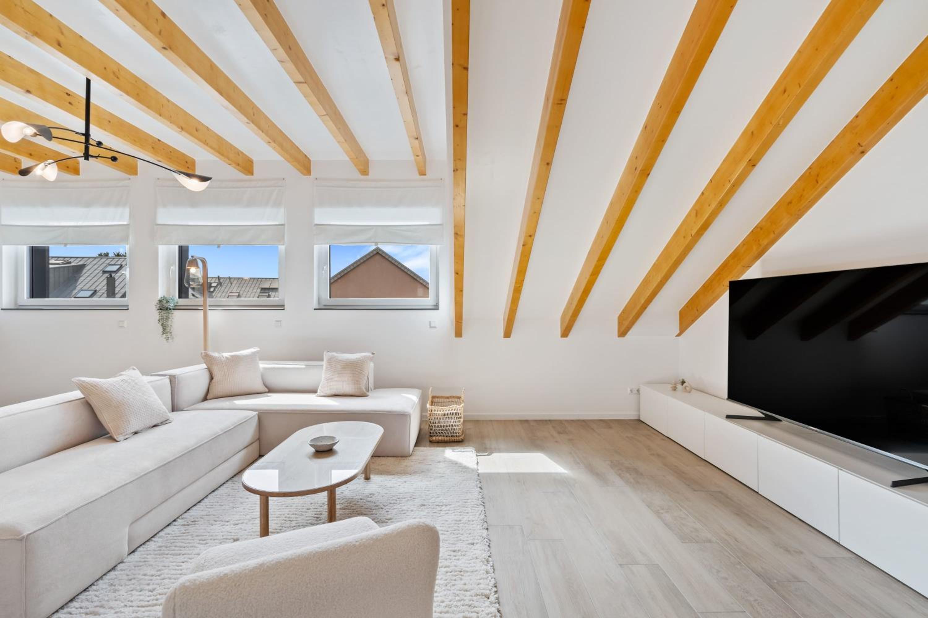 Stylish 2BR Getaway in Bivange Roeser view 3