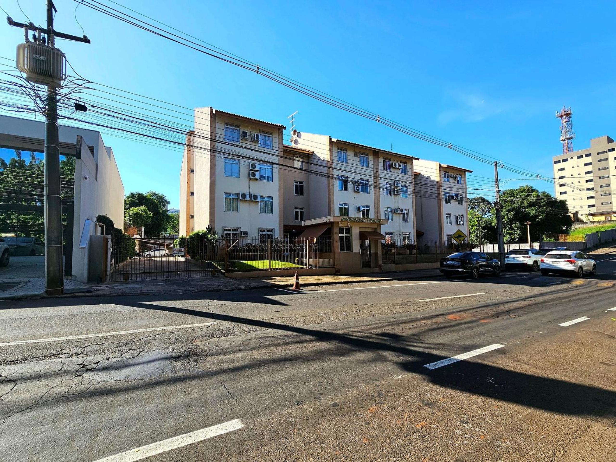 Apt Centro de Foz para 5 pessoas, garagem e wifi