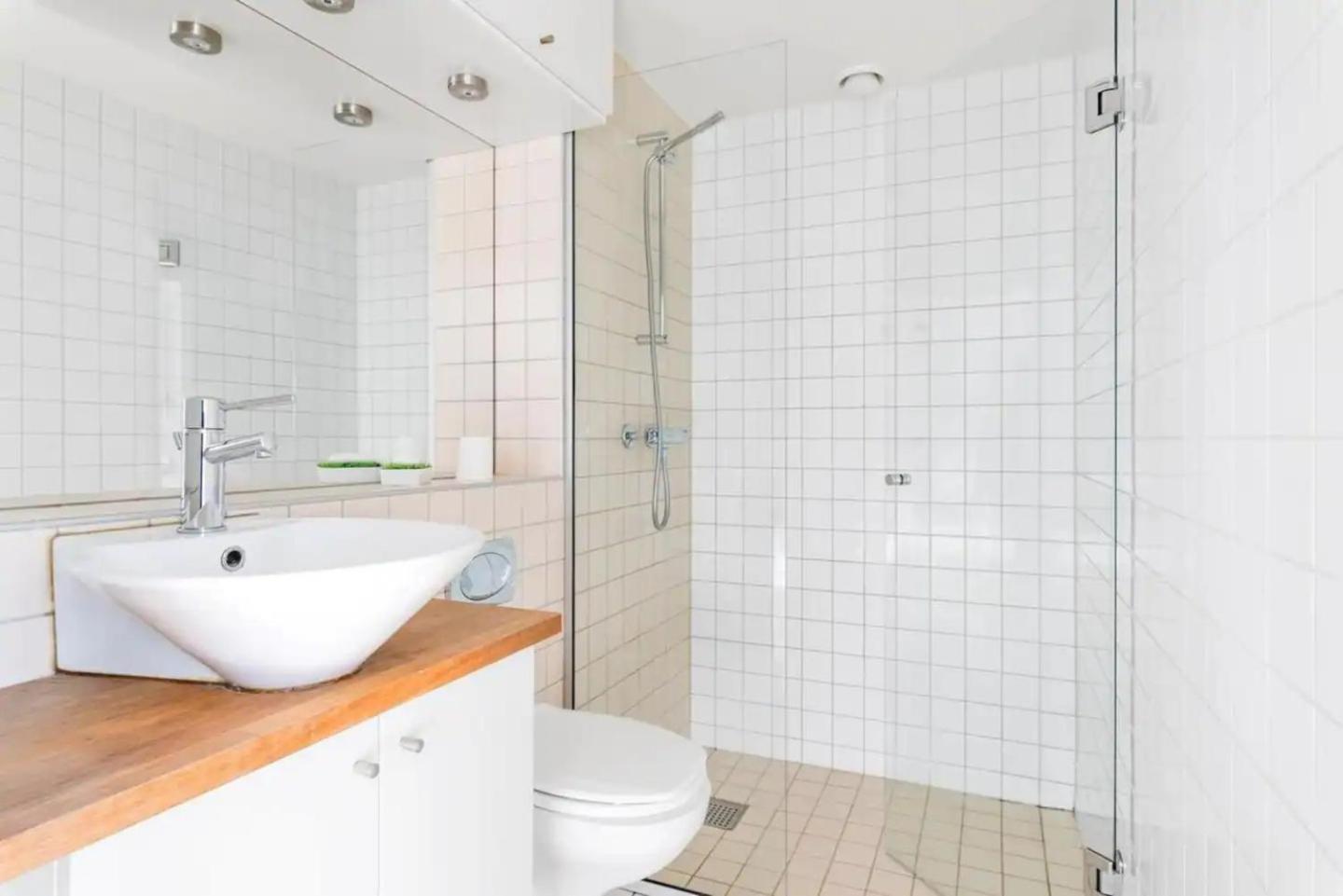 Privet room in shared Apartment, Central Oslo