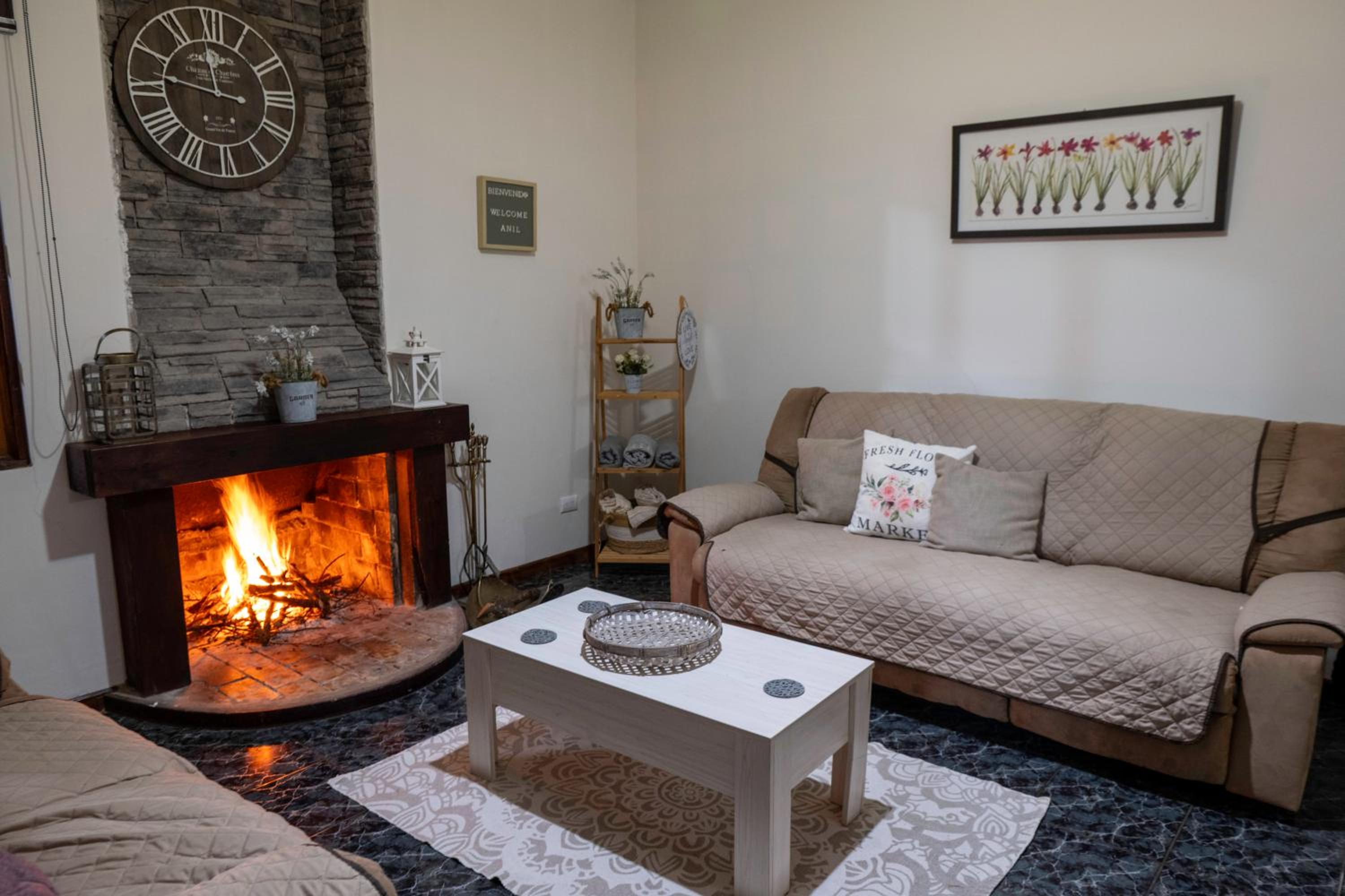 Country house, Cozy Fireplace and an amazing view