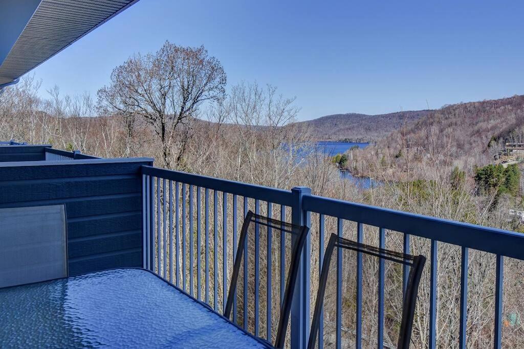 Charming Tremblant 1 Bedroom with Pool and Hot Tub