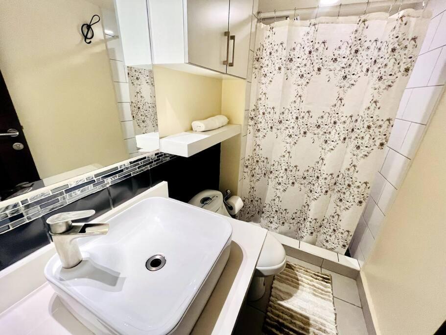 Stylish & Cozy Studio Apartment view 2
