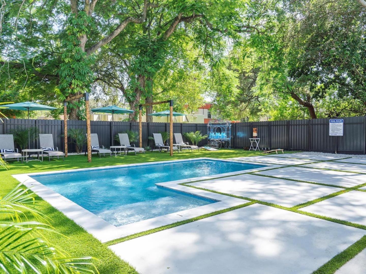 Miami Stay With Pool Luxury