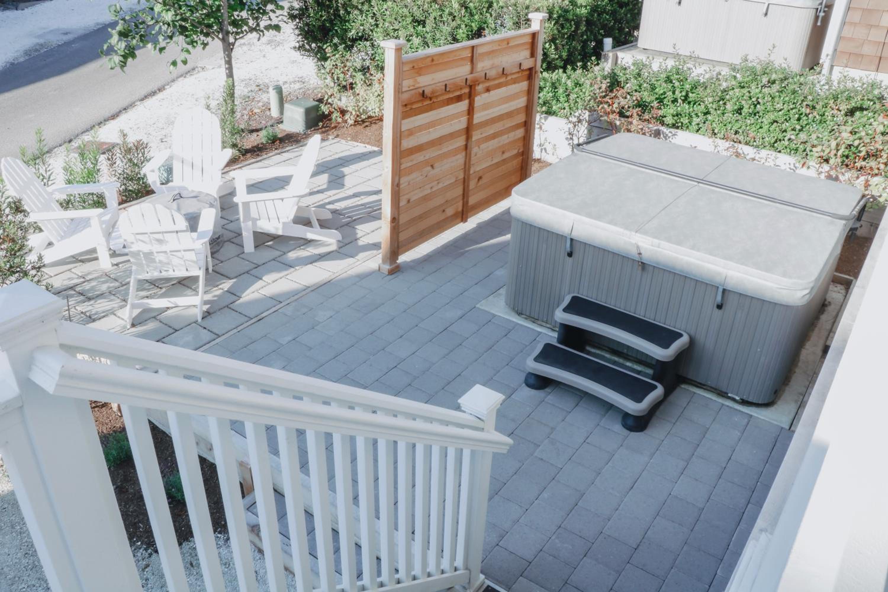 Tidewater Cottage by Seabrook Hospitality