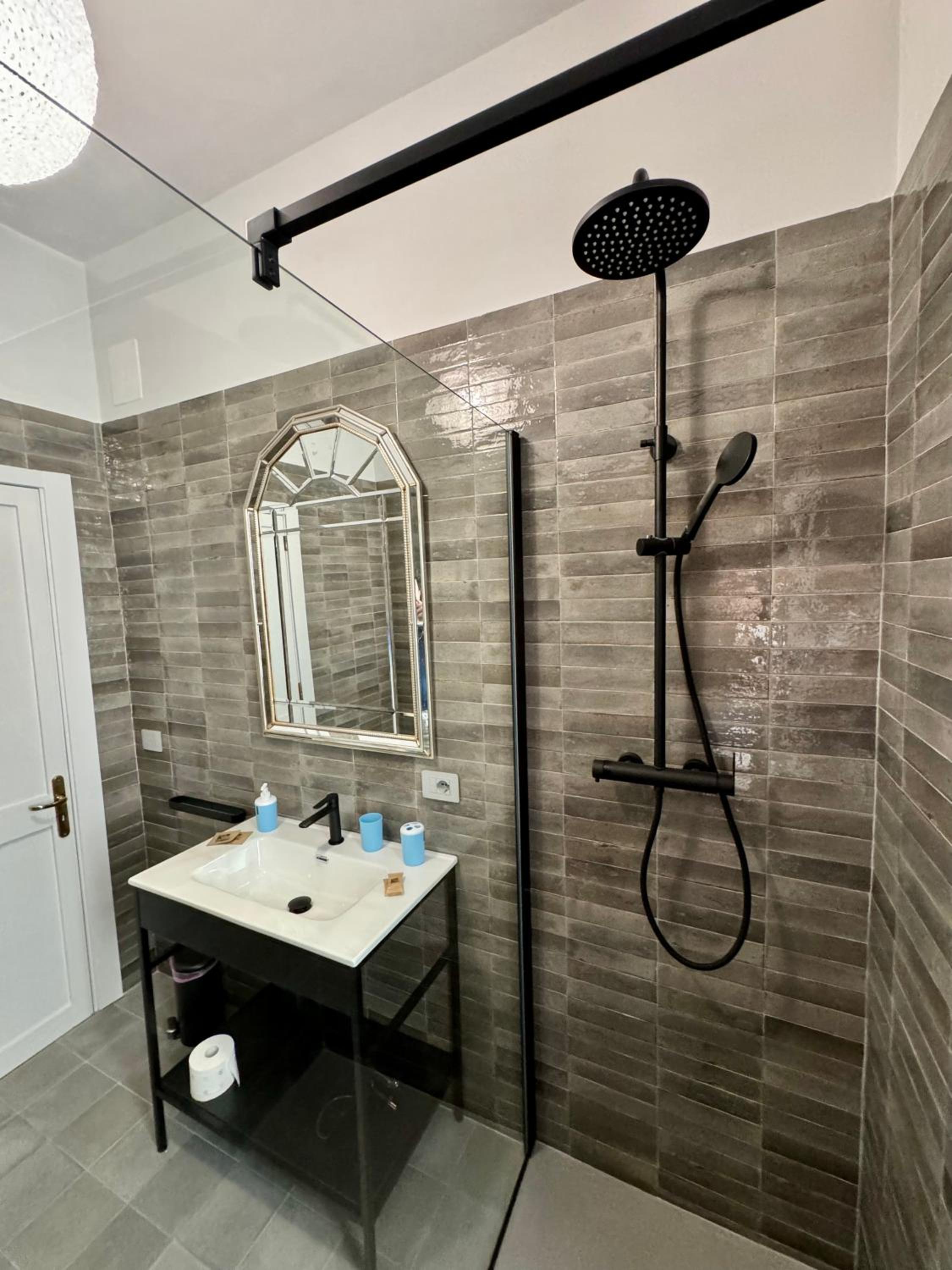 4 Balconi House- Appartamento moderno a Lecce view 2