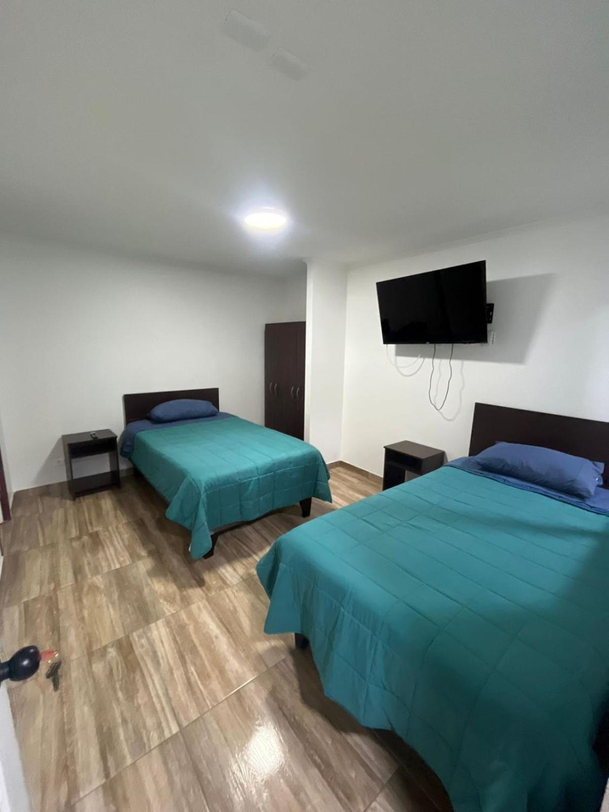 Hostal The Marys House