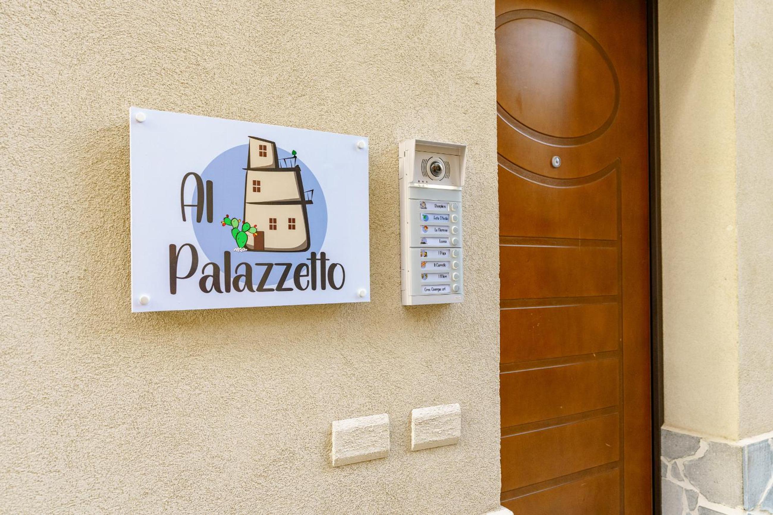 Al Palazzetto - I Pupi