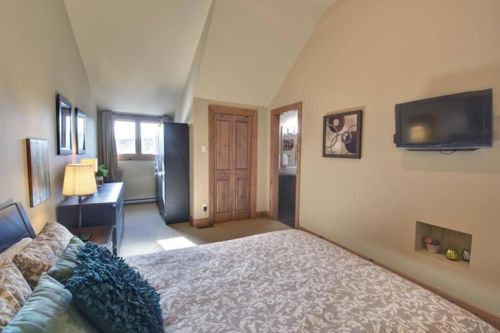 Tremblant Chalet Walking Distance from Activities