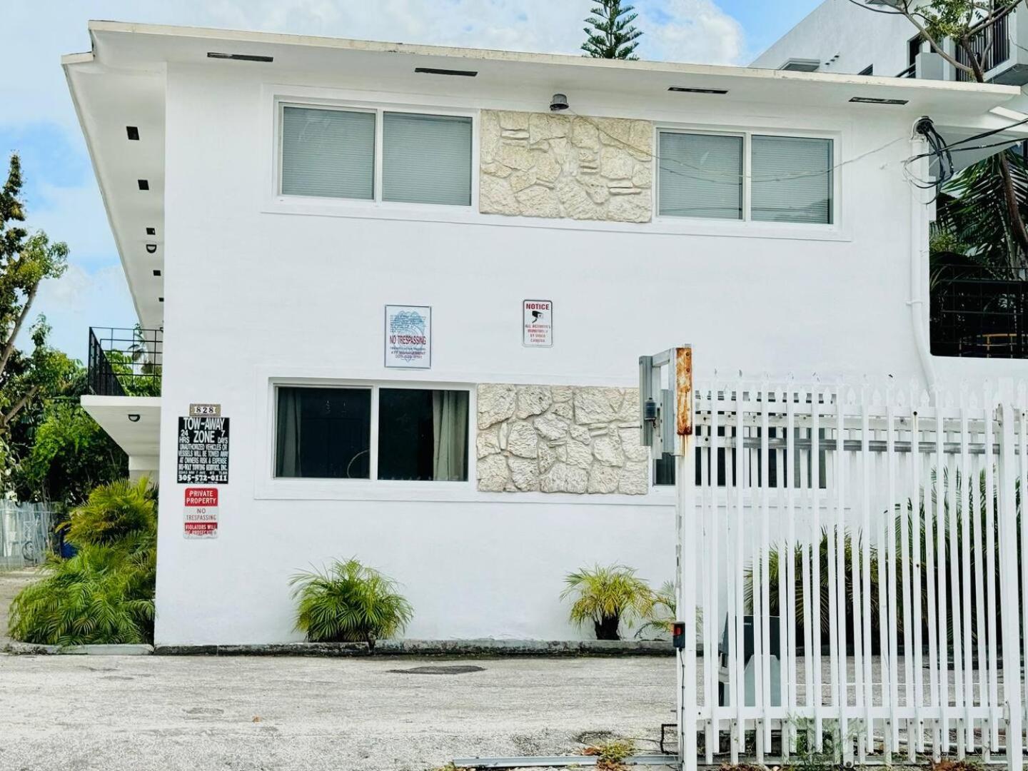 Modern 2br Miami Apt Near Downtown & Beaches